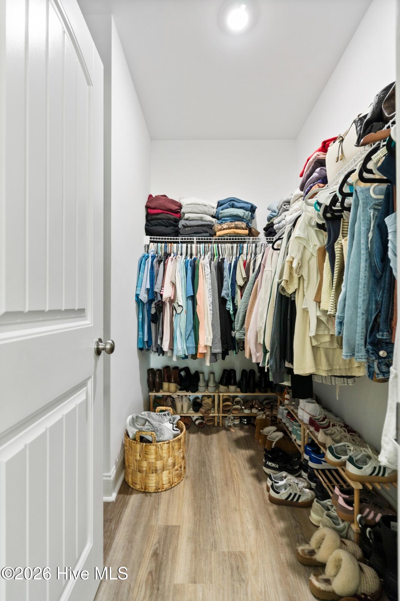 100547558 | Photo 22