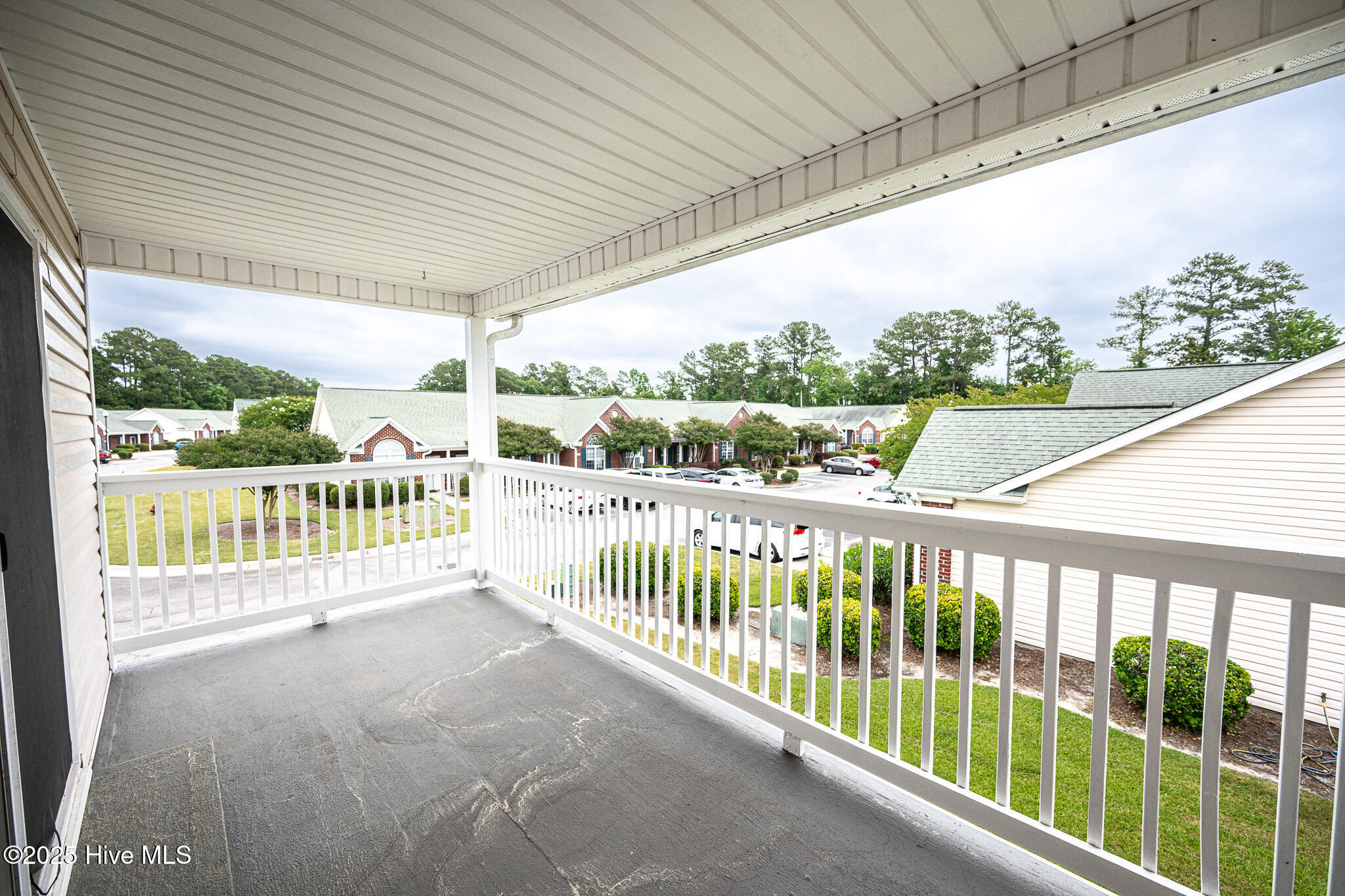 100550013 | Photo 10