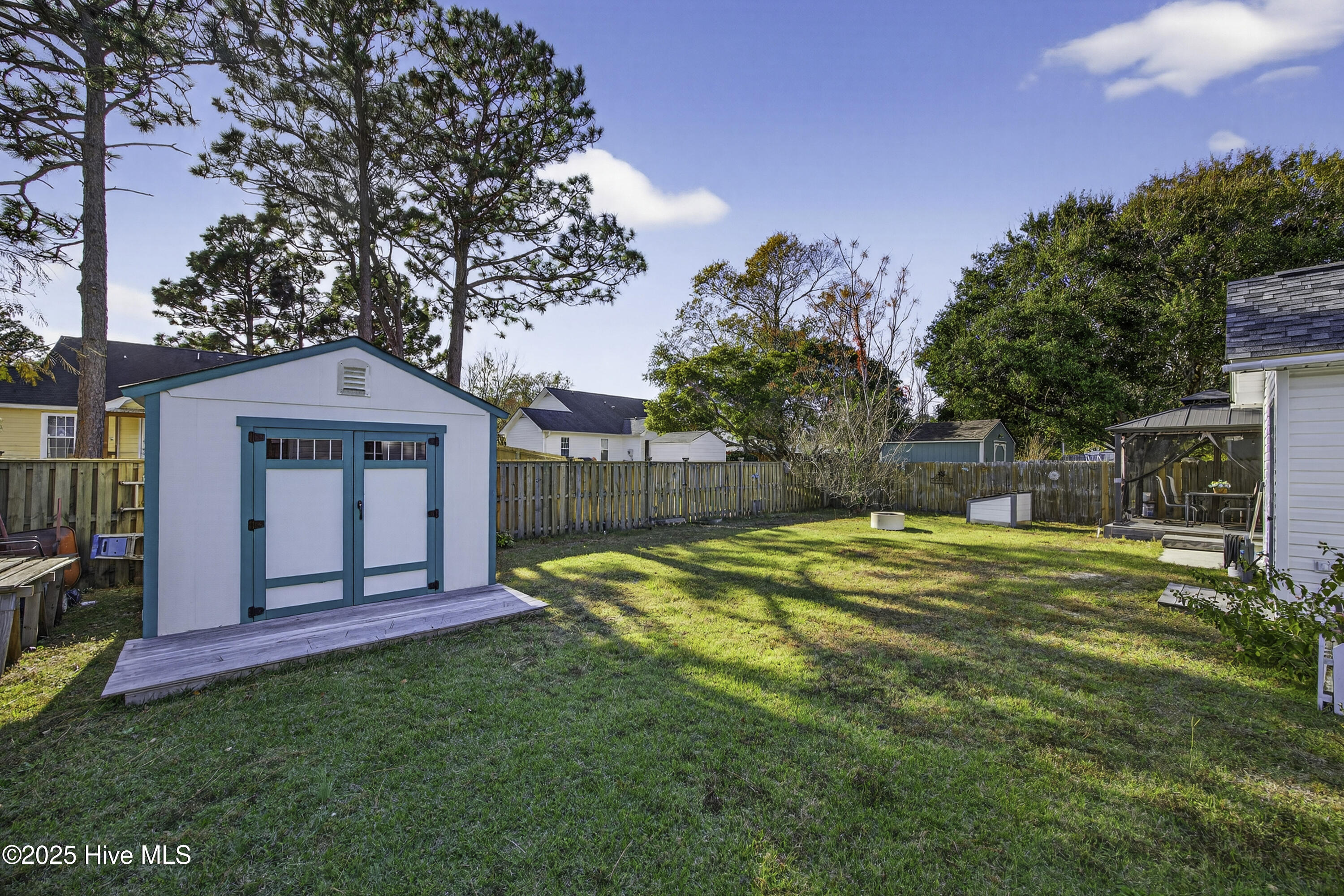 100541934 | Photo 28