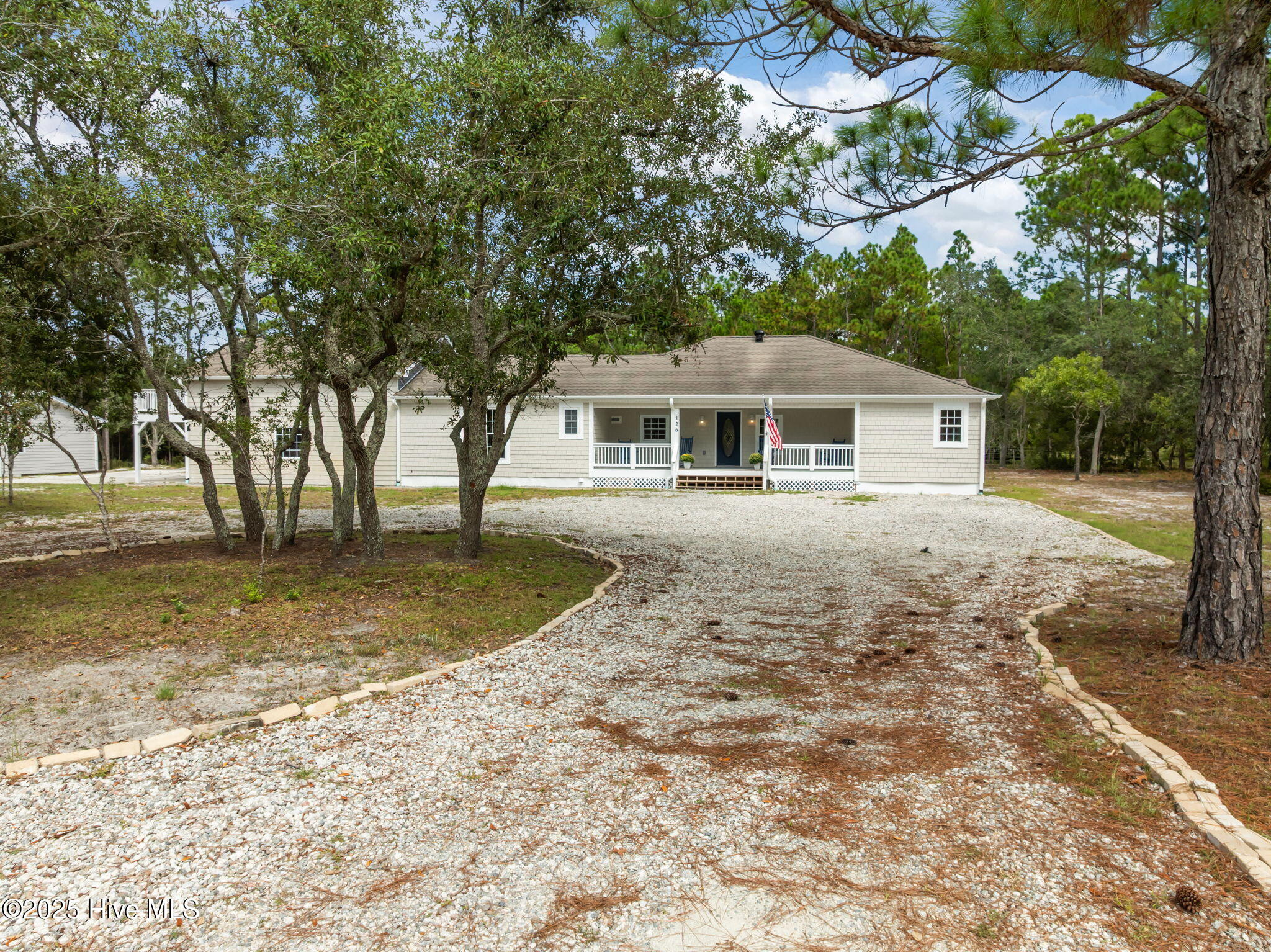 100551658 | Photo 39