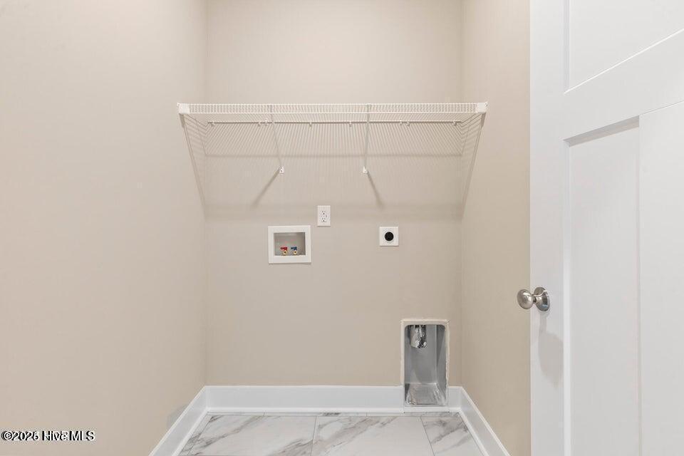 100525735 | Photo 14