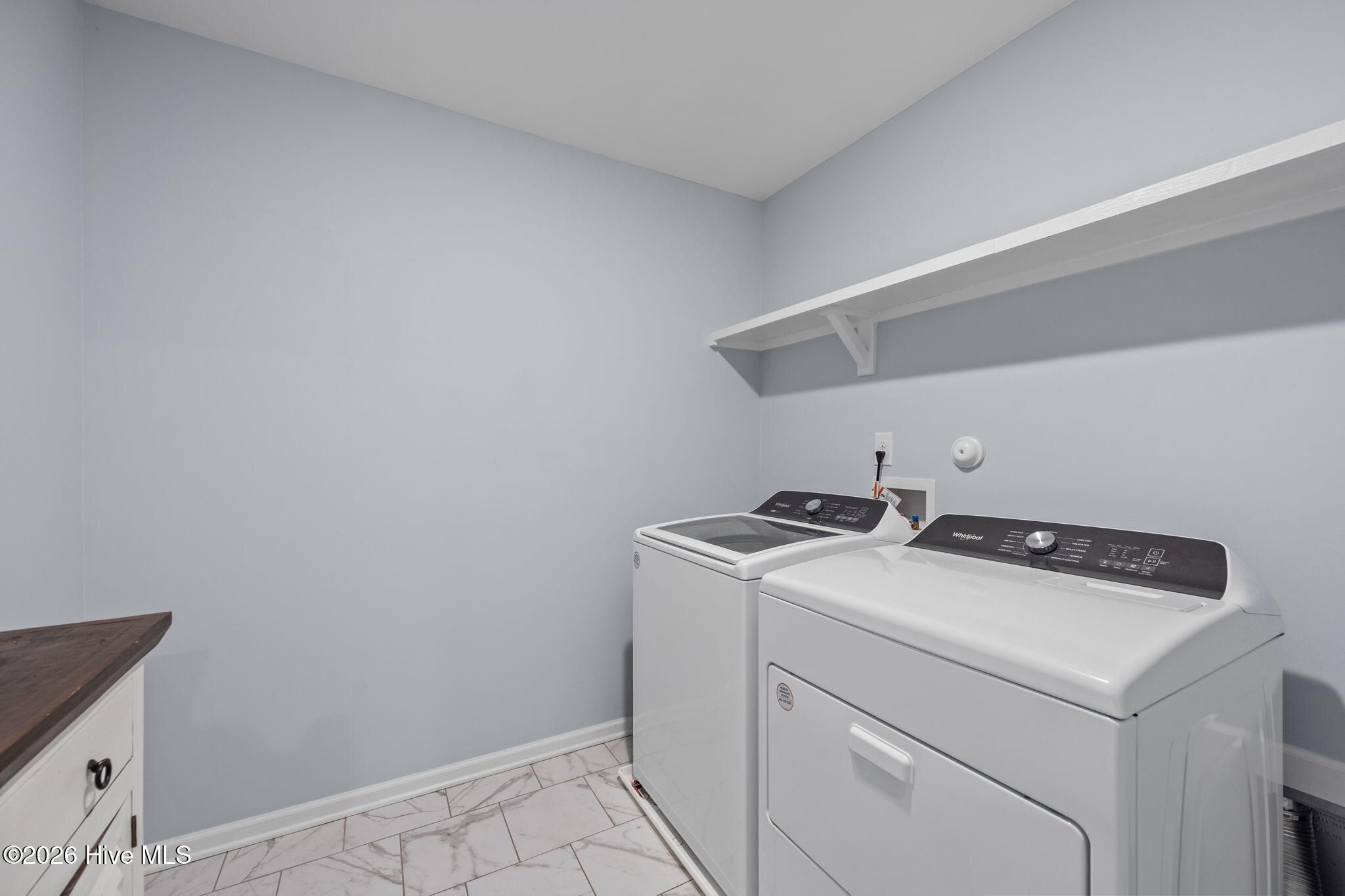 100567442 | Photo 26