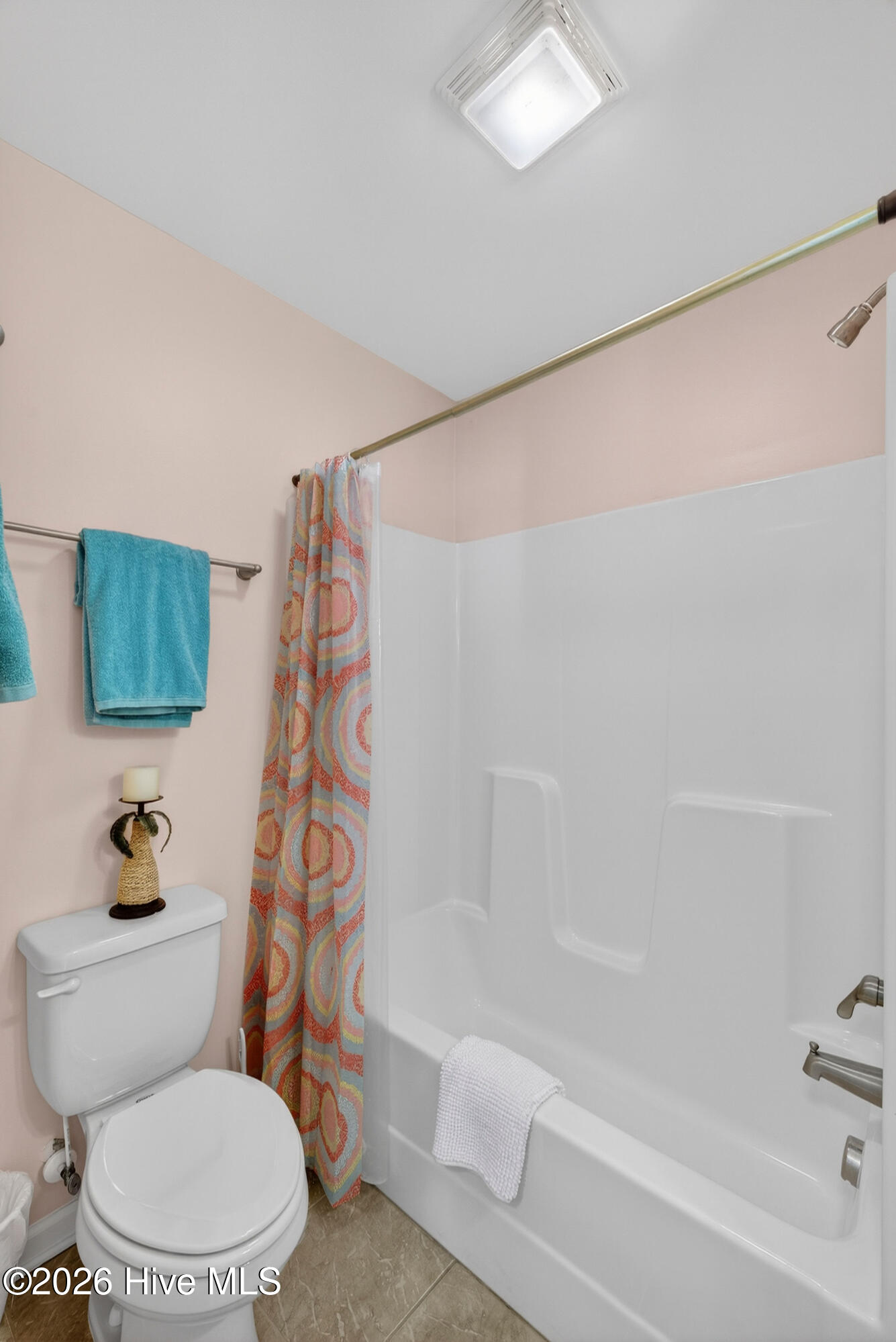 100549584 | Photo 46