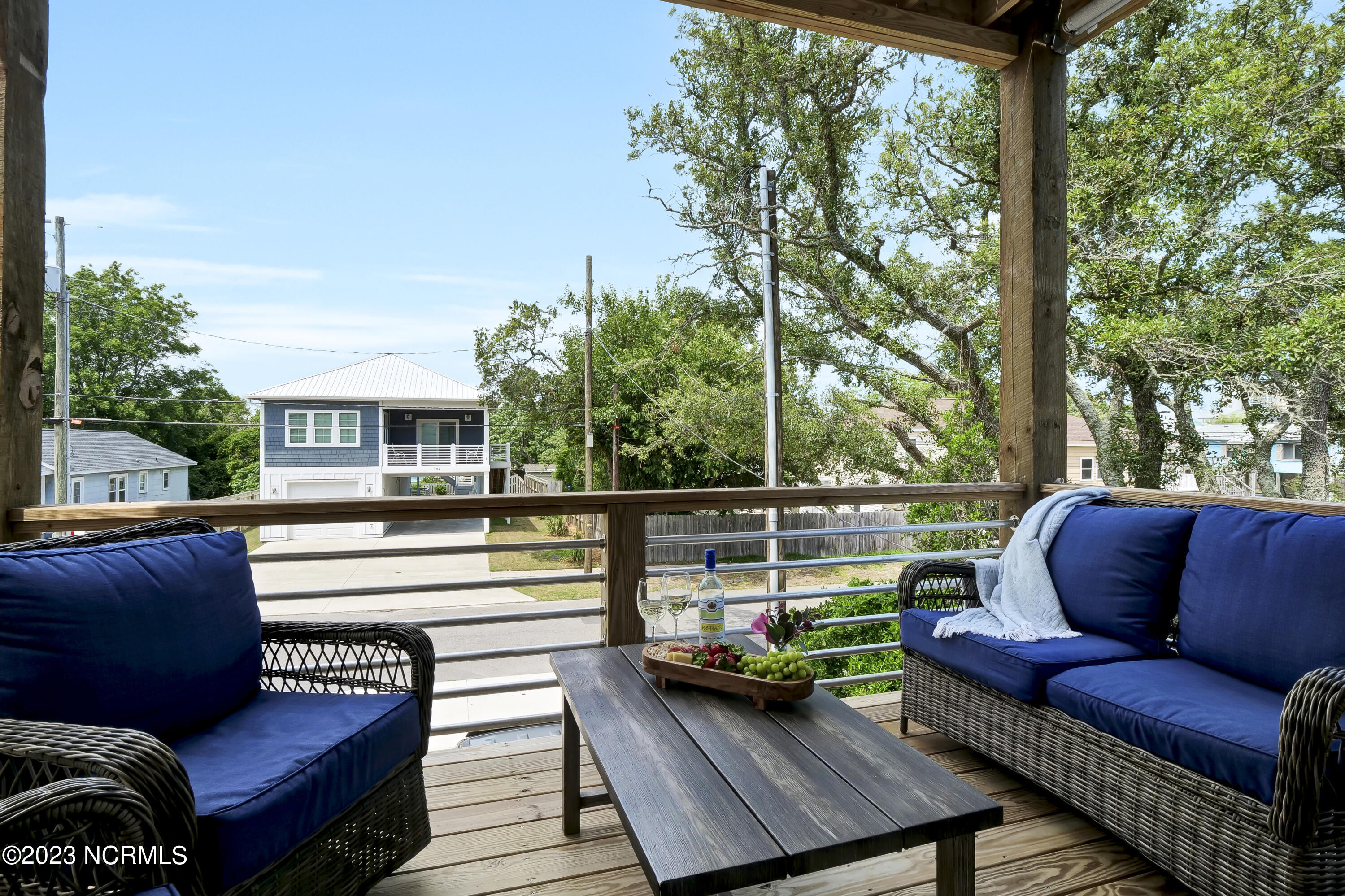 100526223 | Photo 20