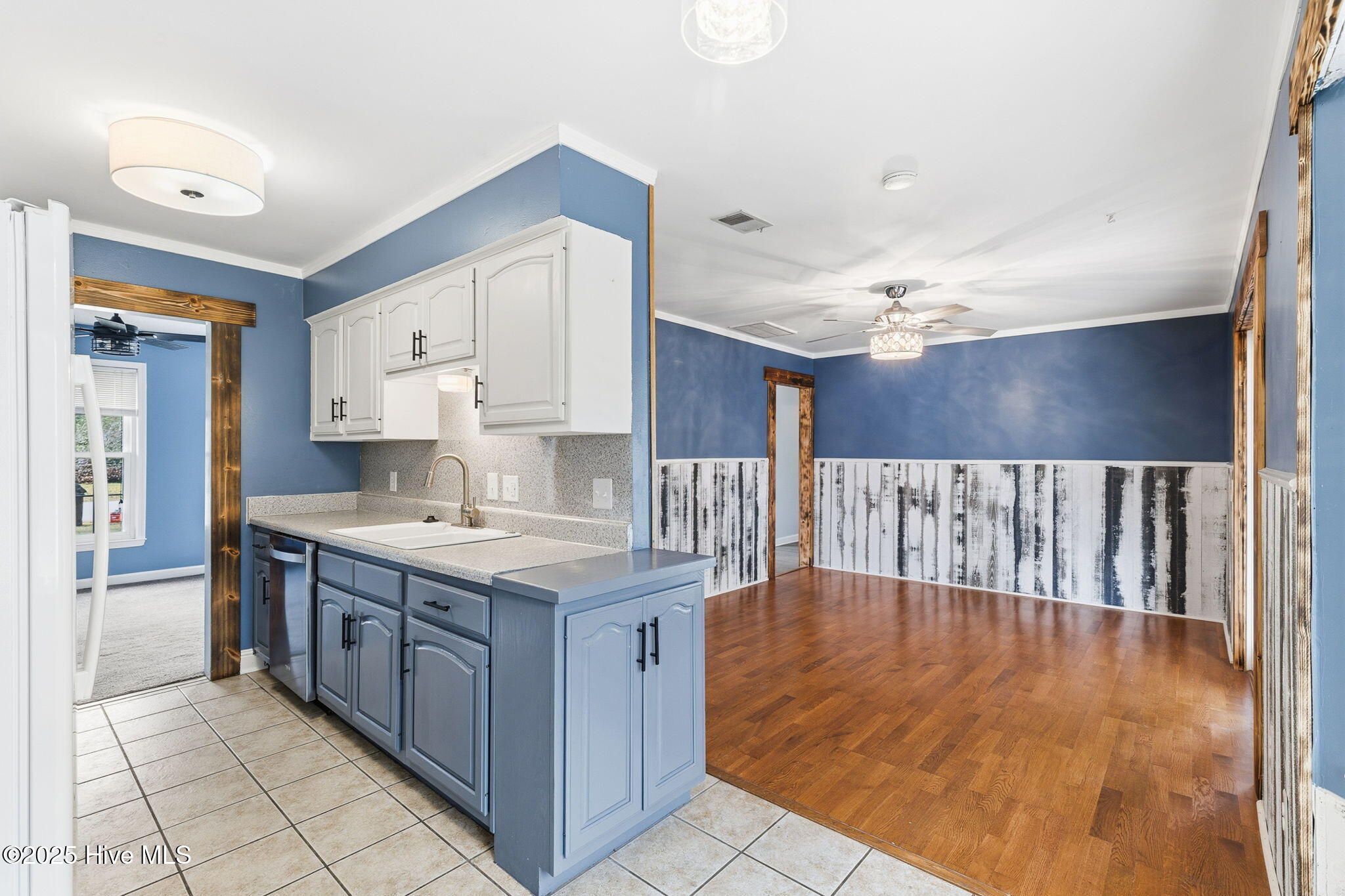 100539016 | Photo 22