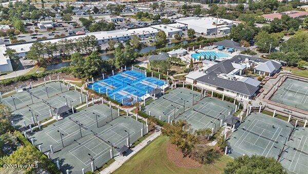 100534265 | Photo 57