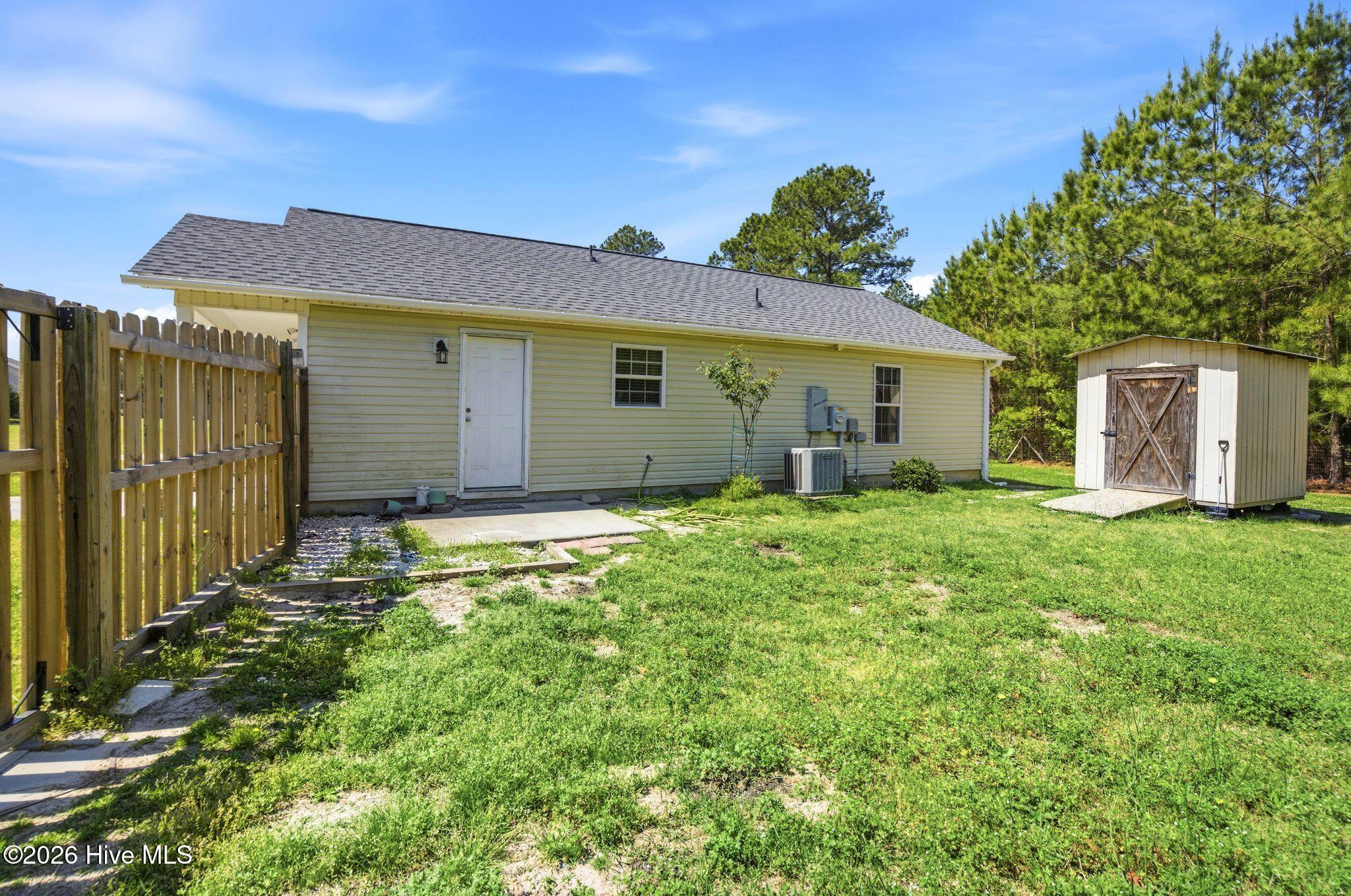 100567407 | Photo 30