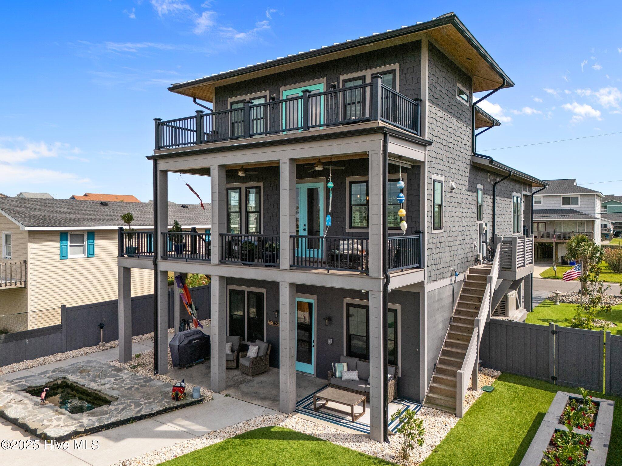 100514029 | Photo 57