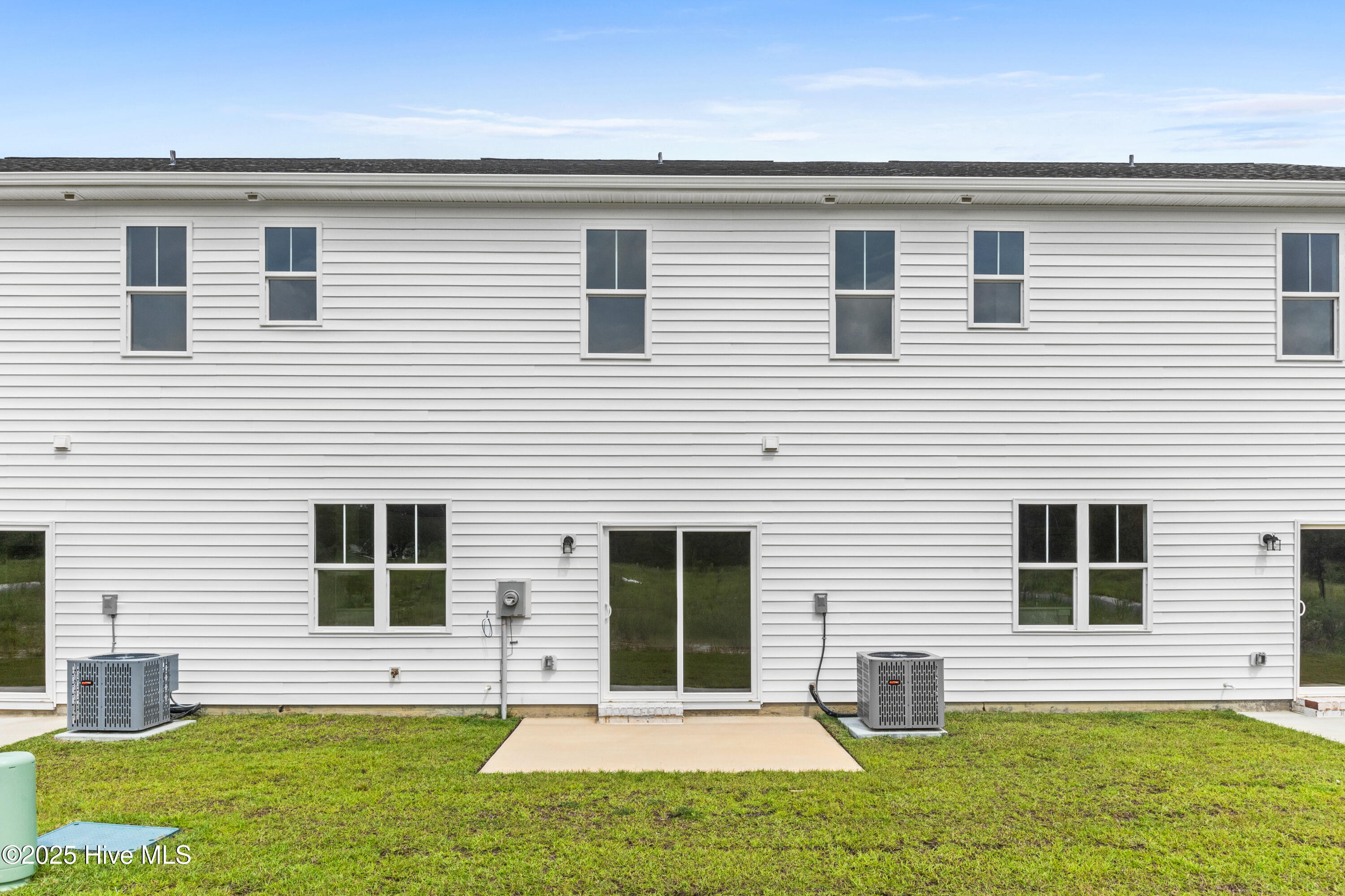 100526492 | Photo 27