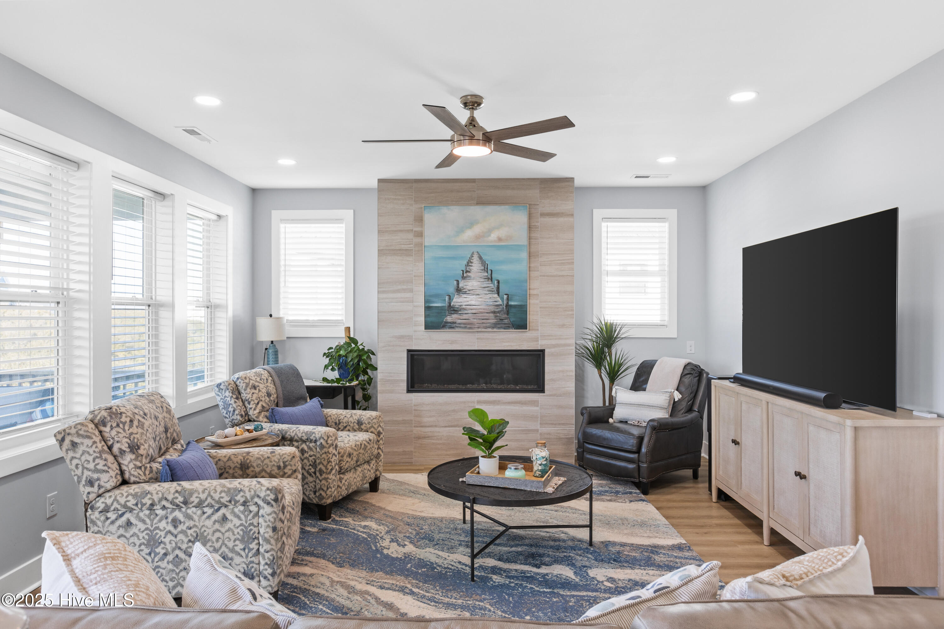 21 Porpoise Place, North Topsail Beach, NC 28460 – photo 6: 003_21_porpoise_place-3_628