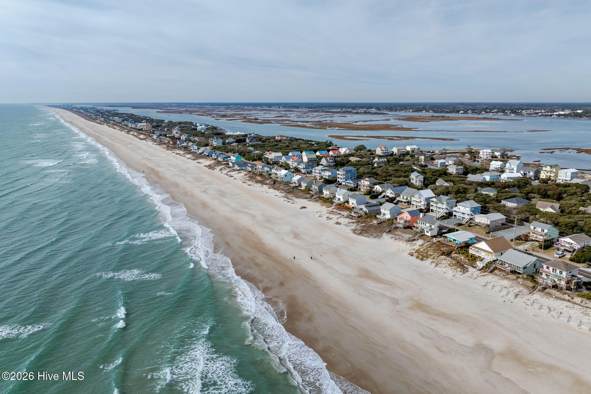 70 Peregrine Court, Surf City, NC, 28445