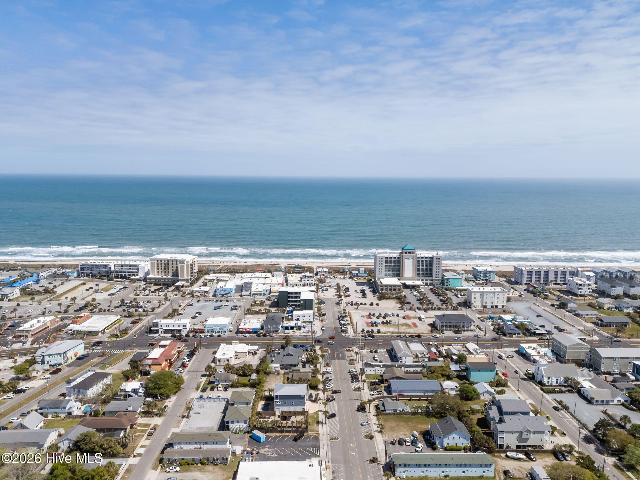 100566225 | Photo 40