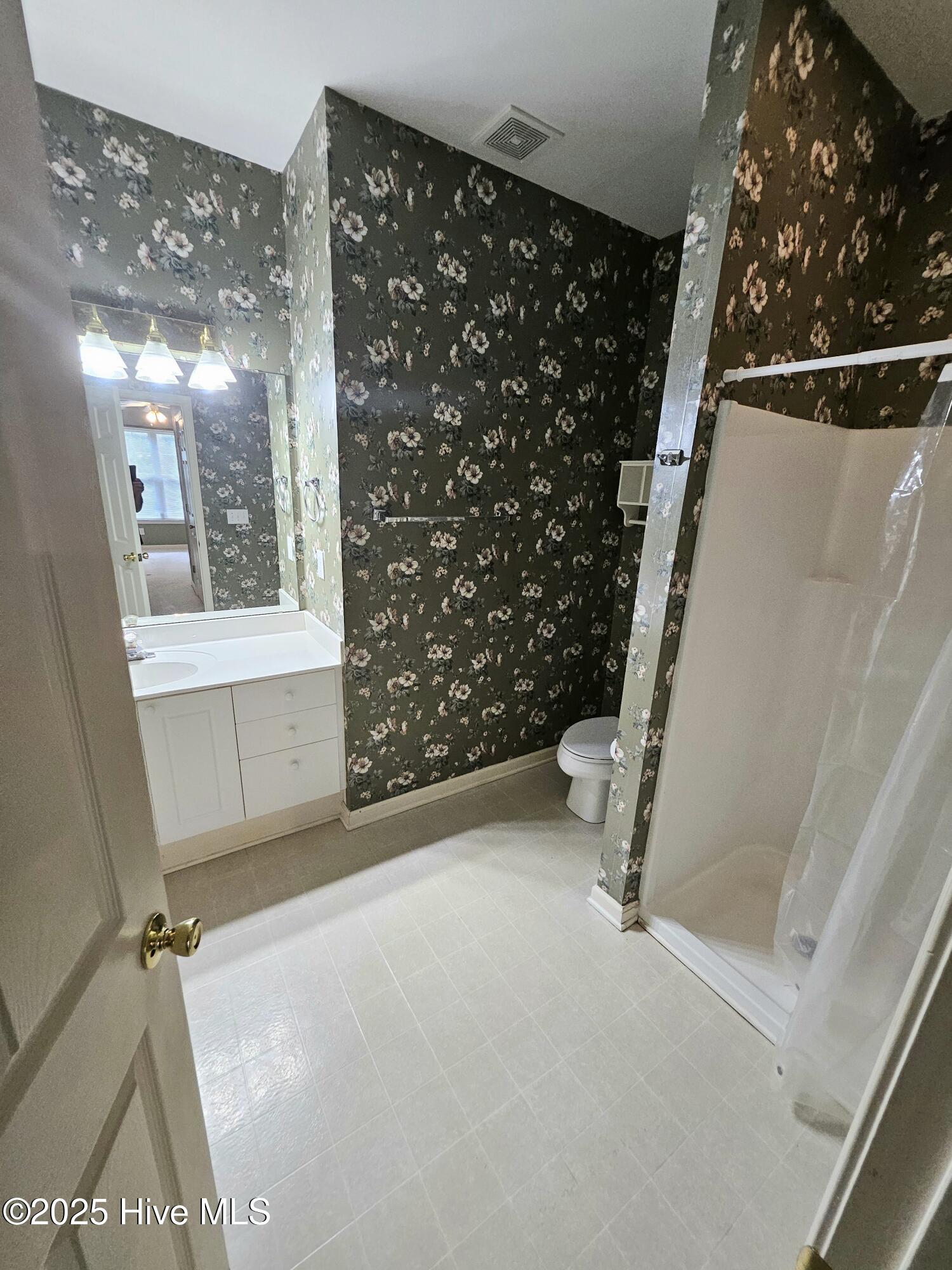 100536012 | Photo 17