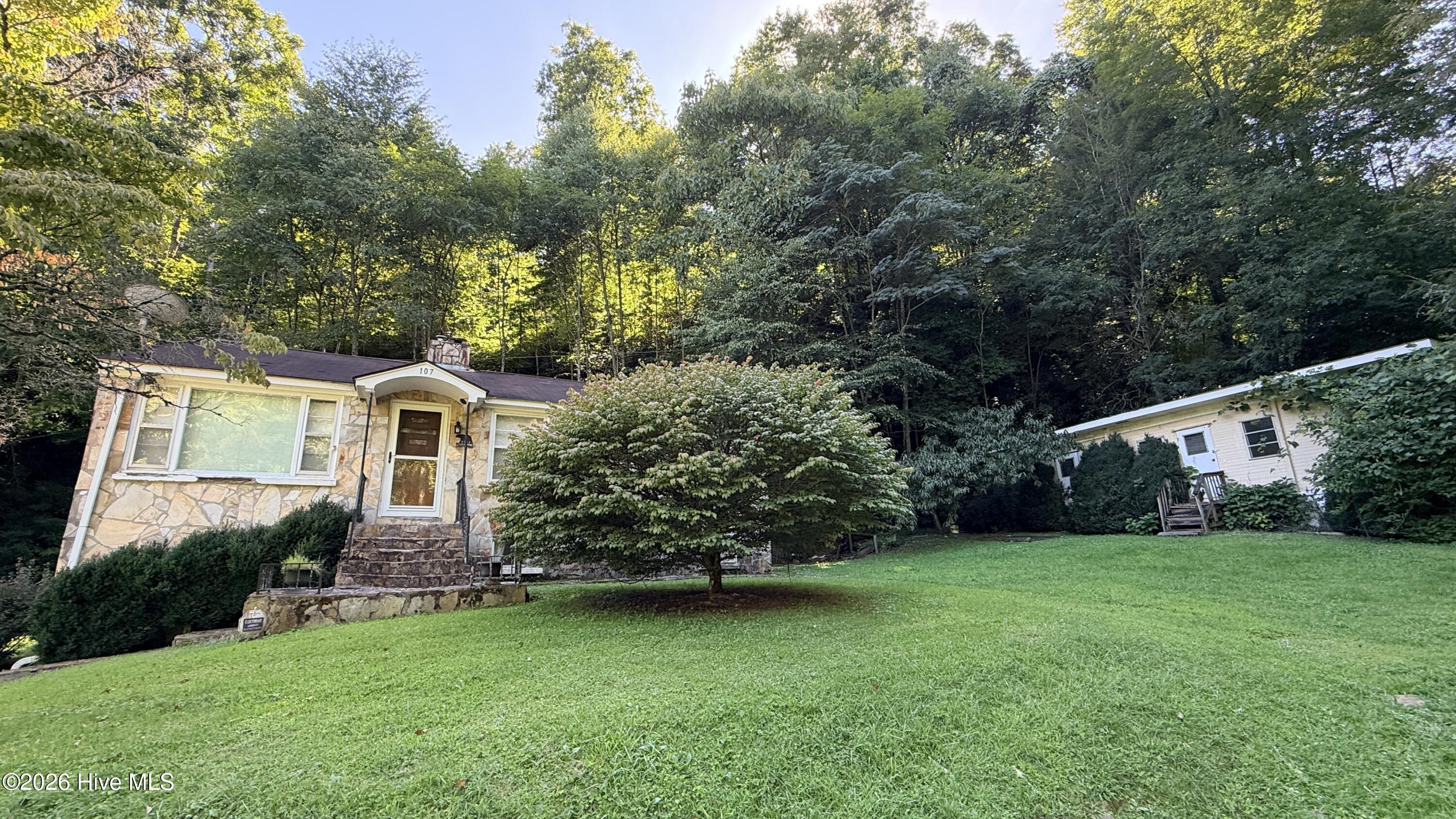 2nd image of 107 Cherokee Ave, Andrews, NC 28901 | MLS# 100598760