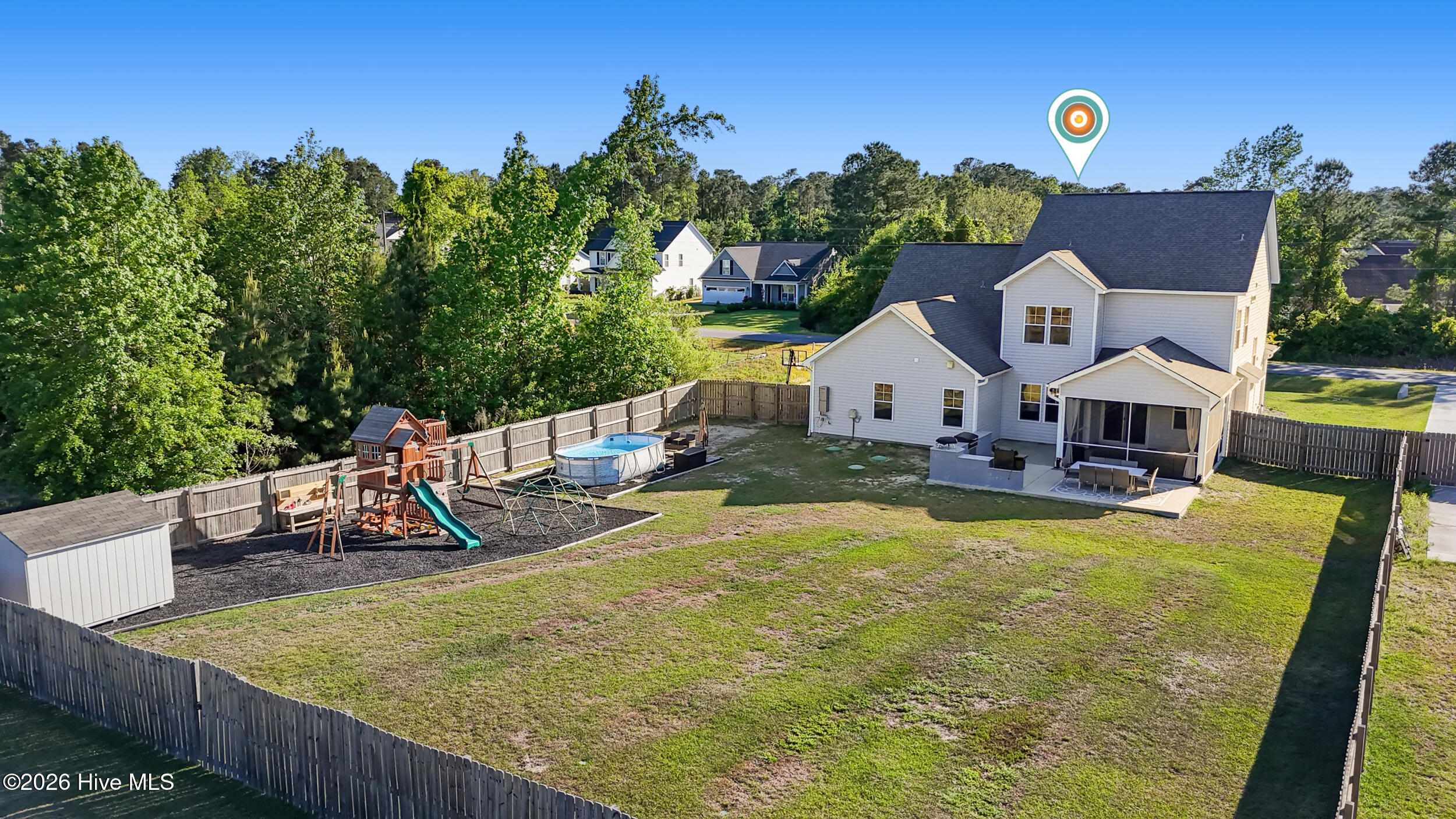 100569391 | Photo 59