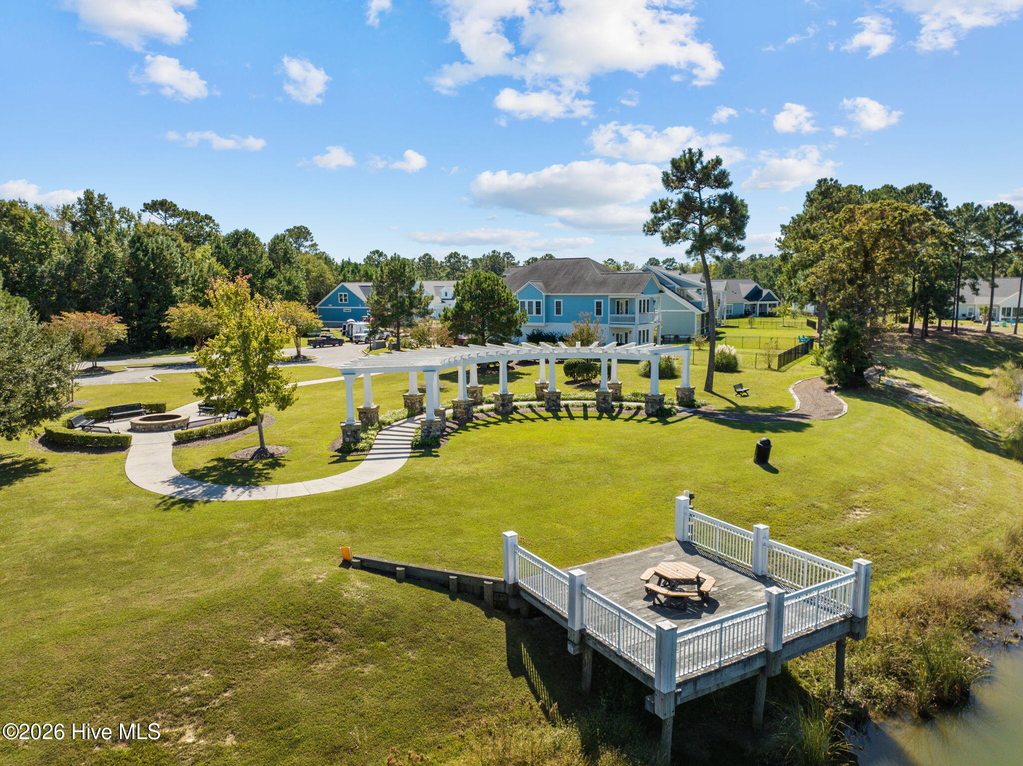 100558529 | Photo 24