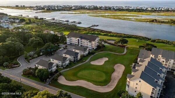 100549023 | Photo 40