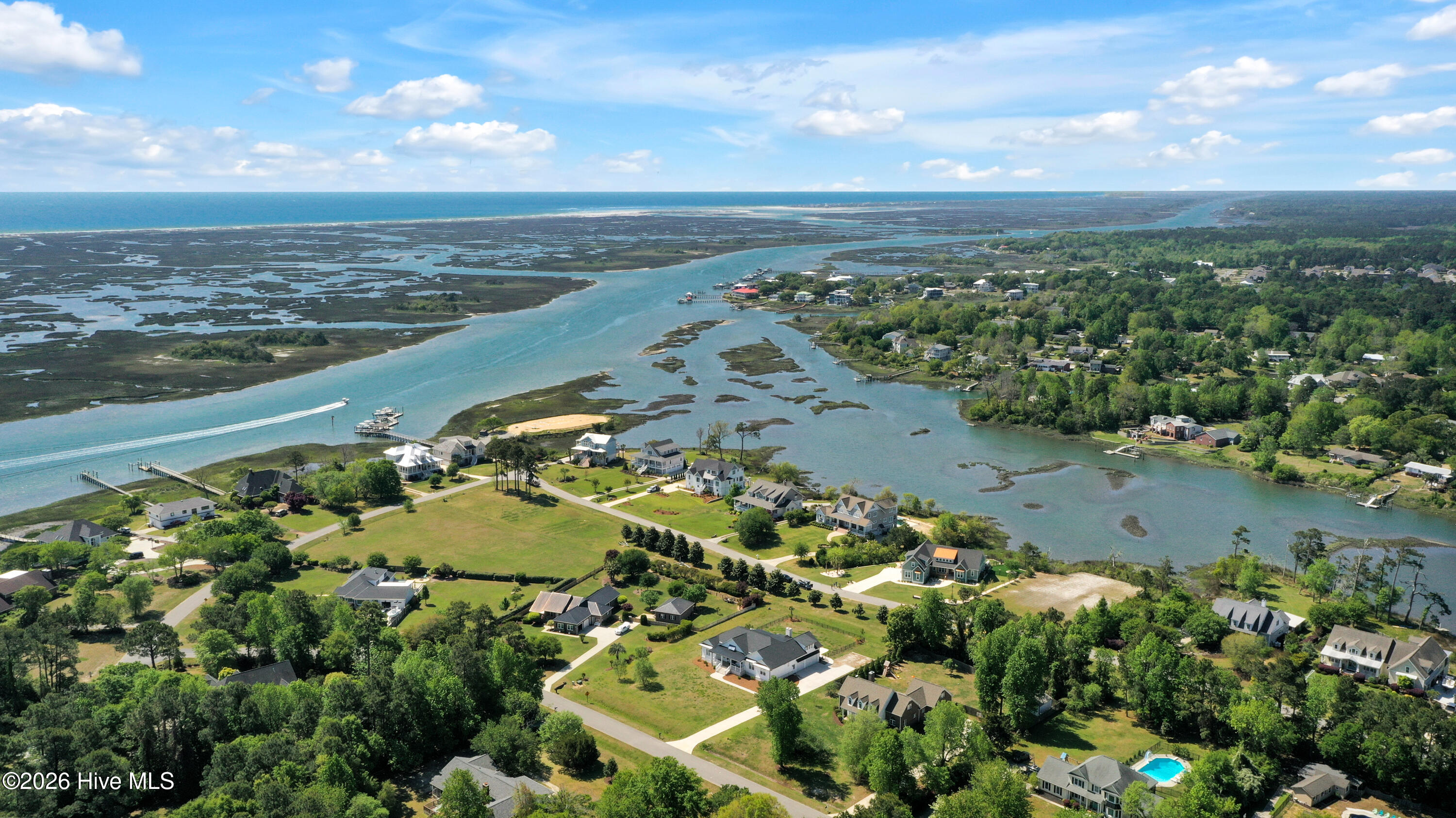 100567914 | Photo 62