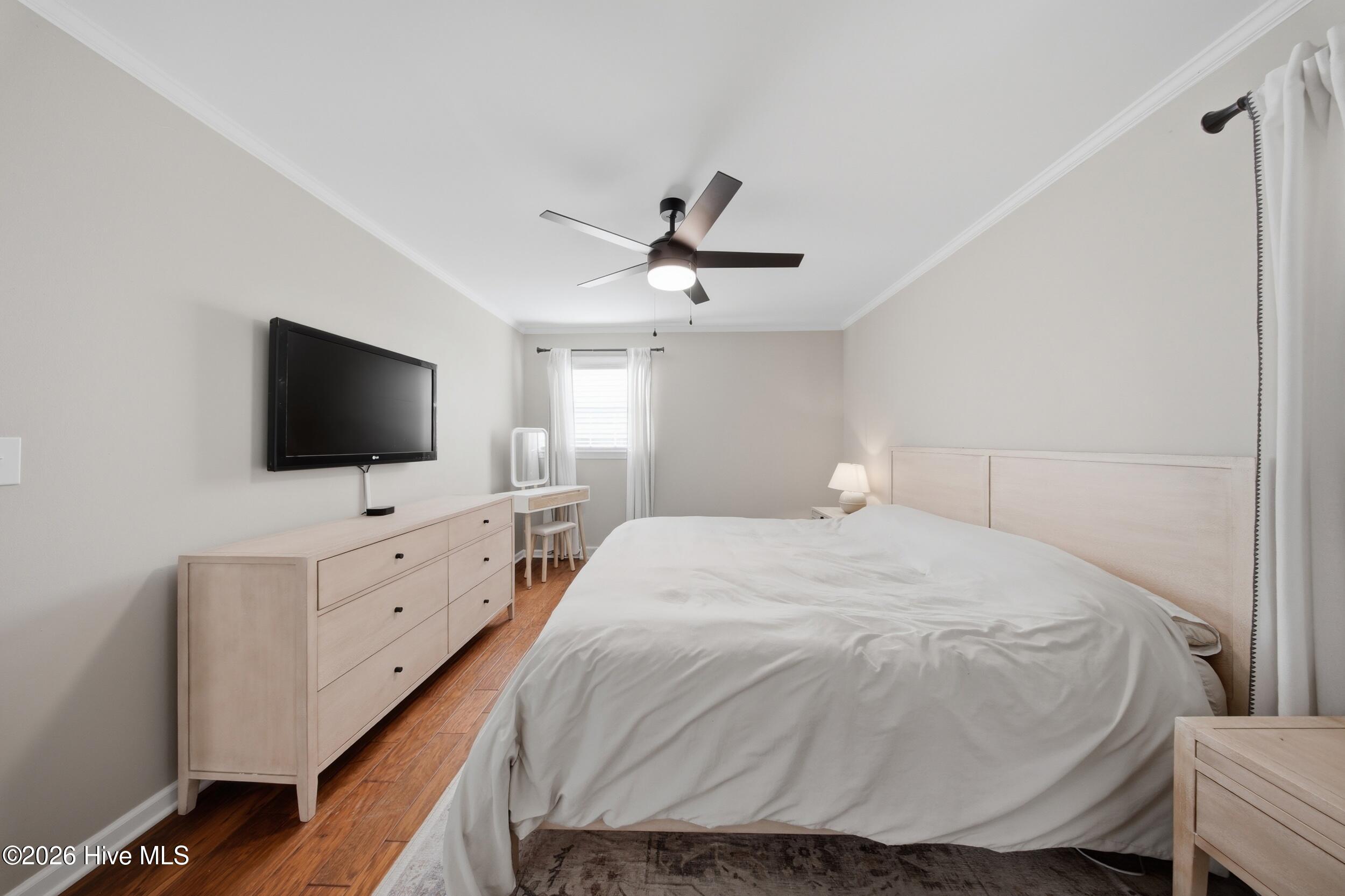 100561362 | Photo 27