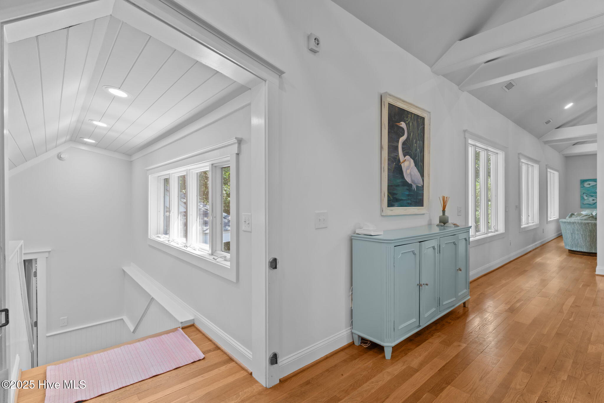 100526734 | Photo 13