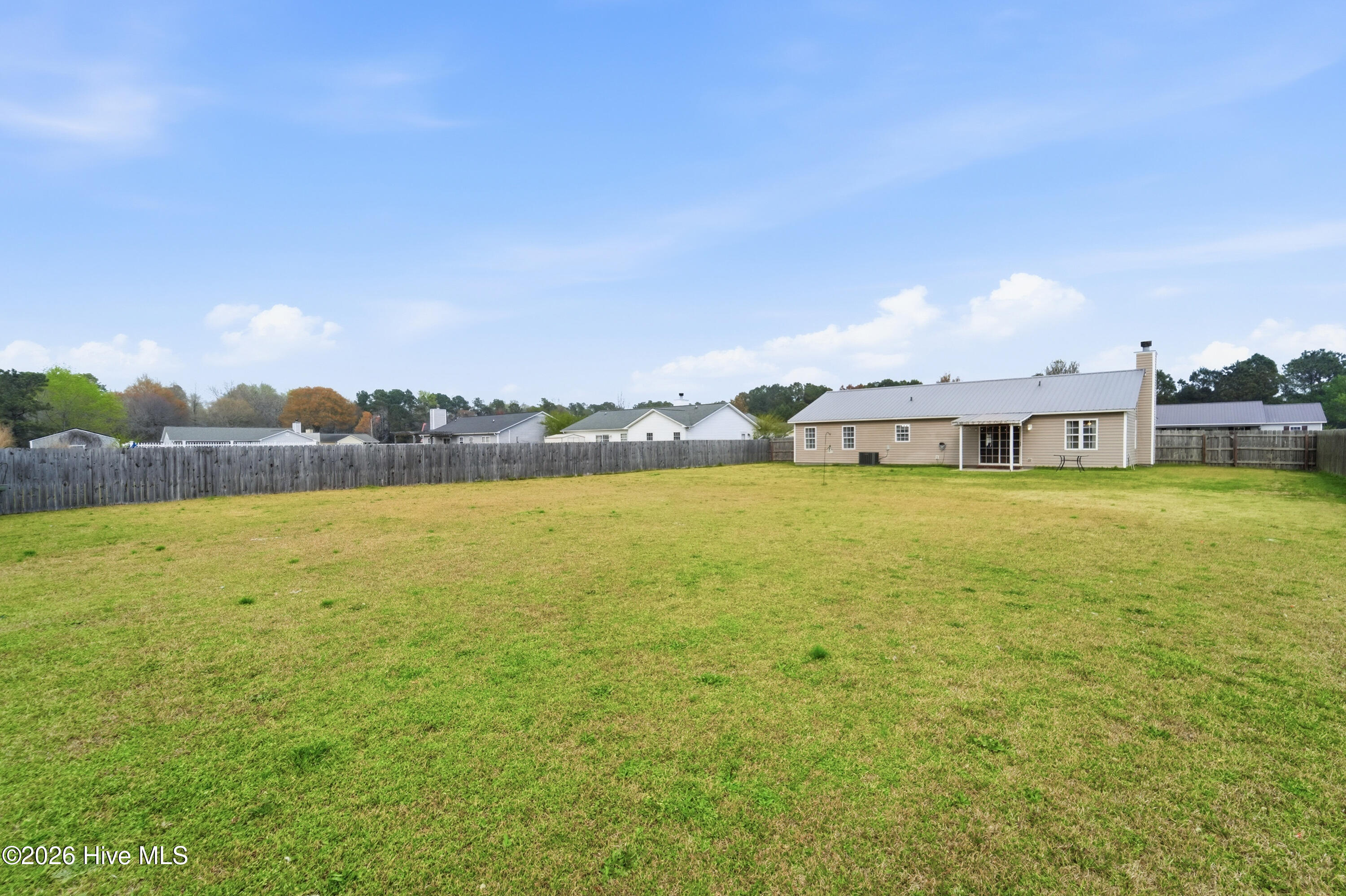 100562378 | Photo 10