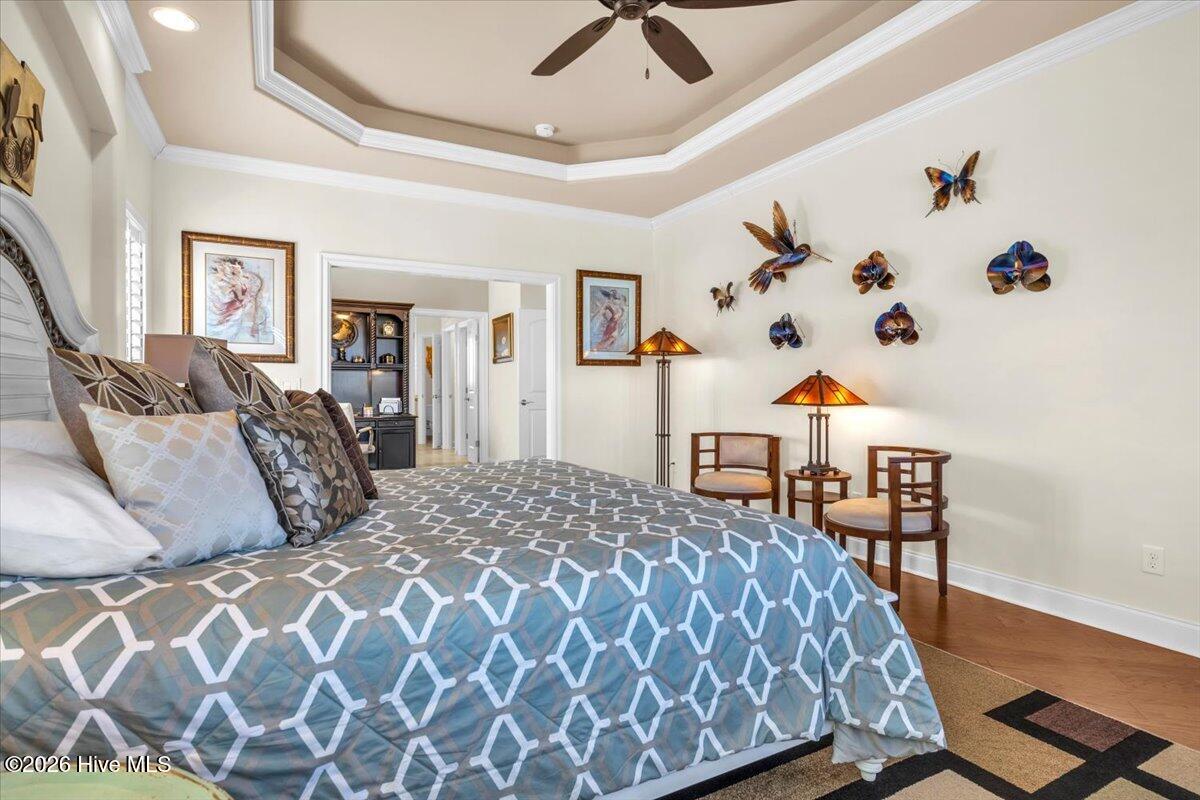 100553917 | Photo 53