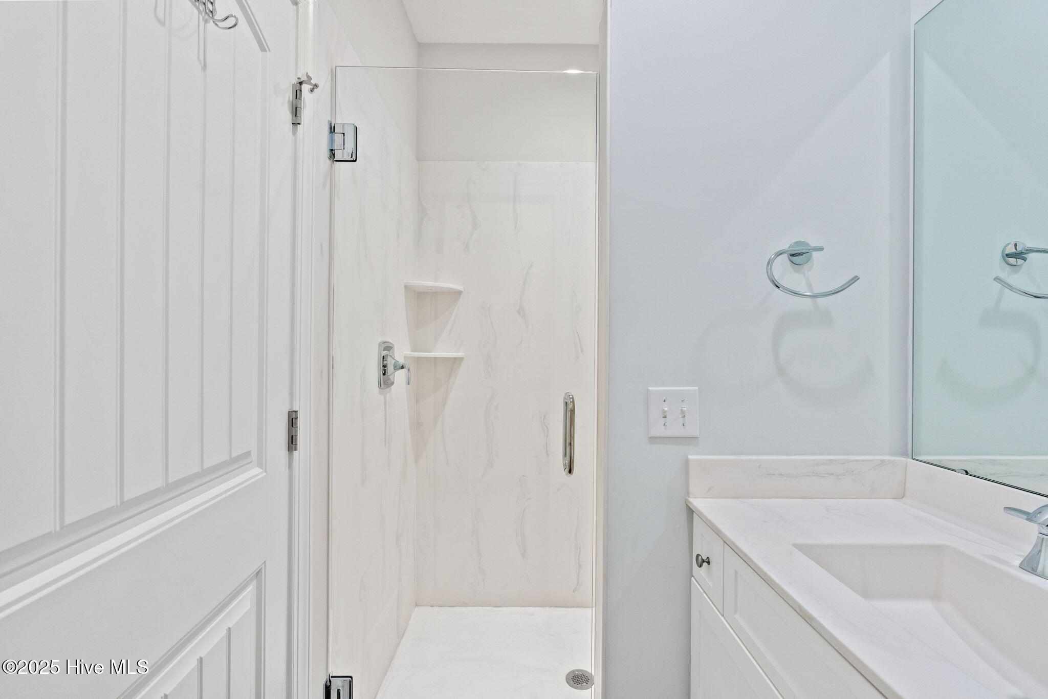 100535074 | Photo 23