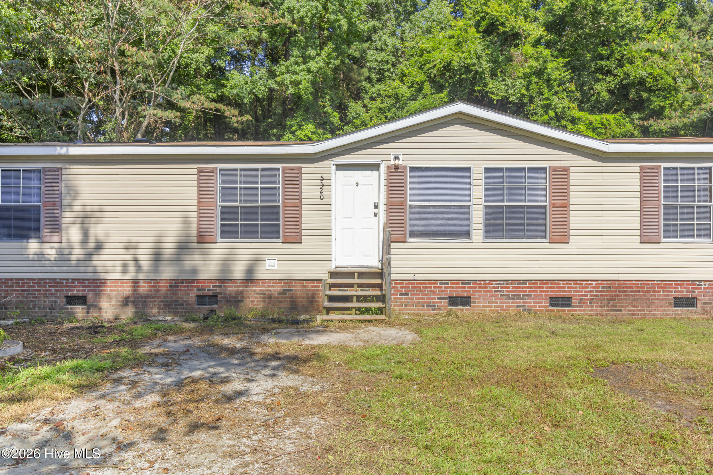 5520 County Line Road,New Bern
