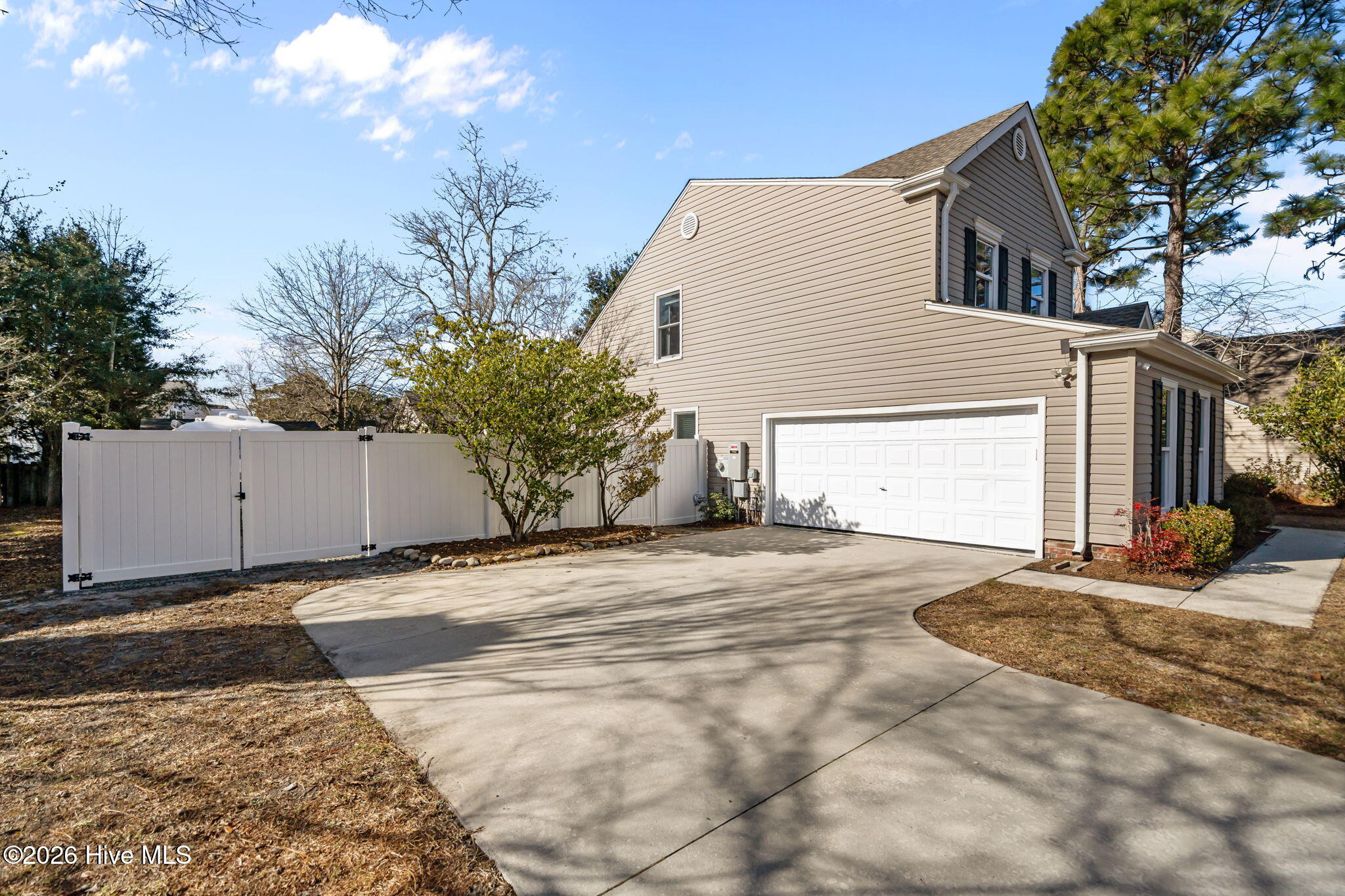 100547043 | Photo 52