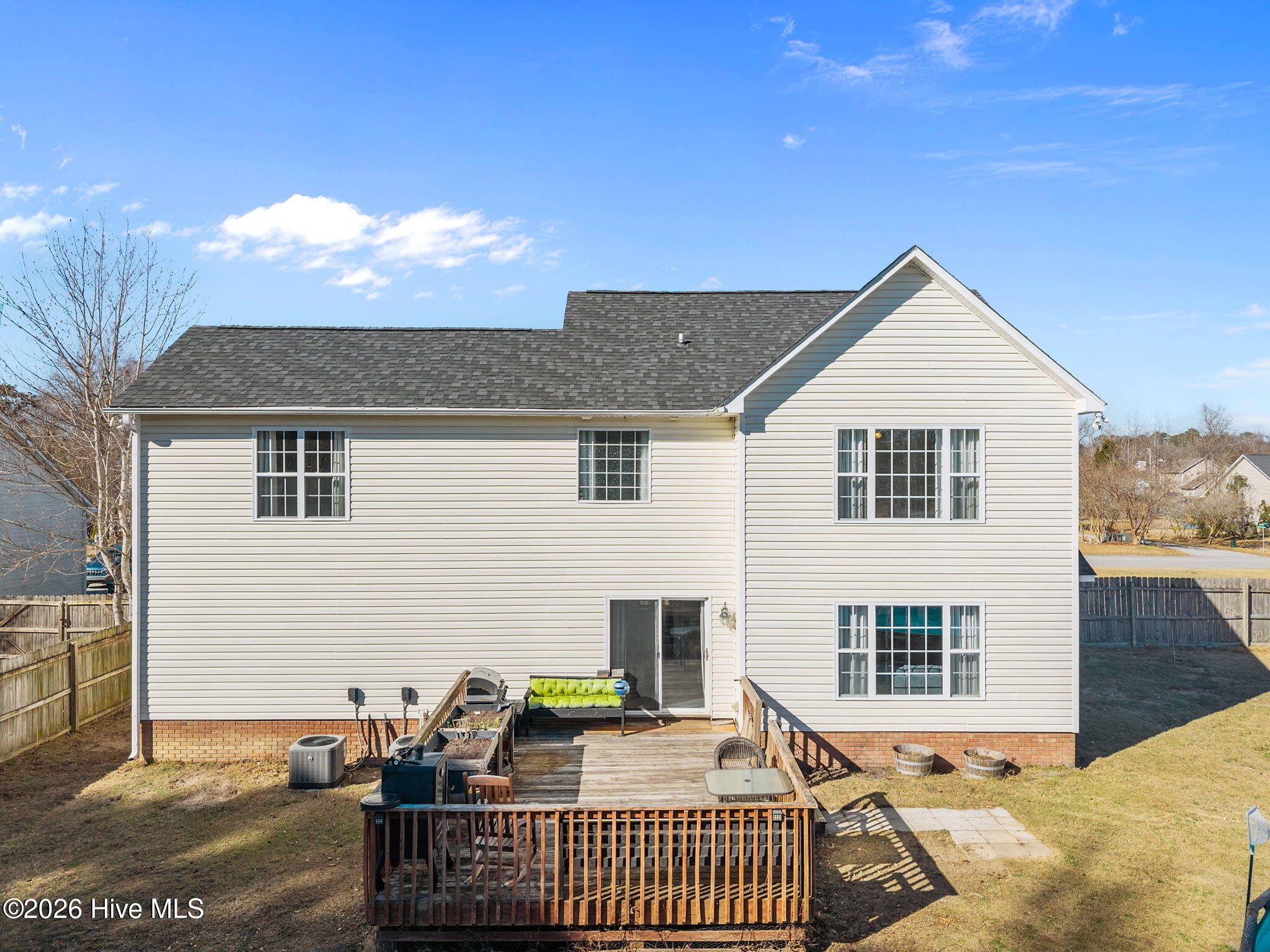 100549492 | Photo 37