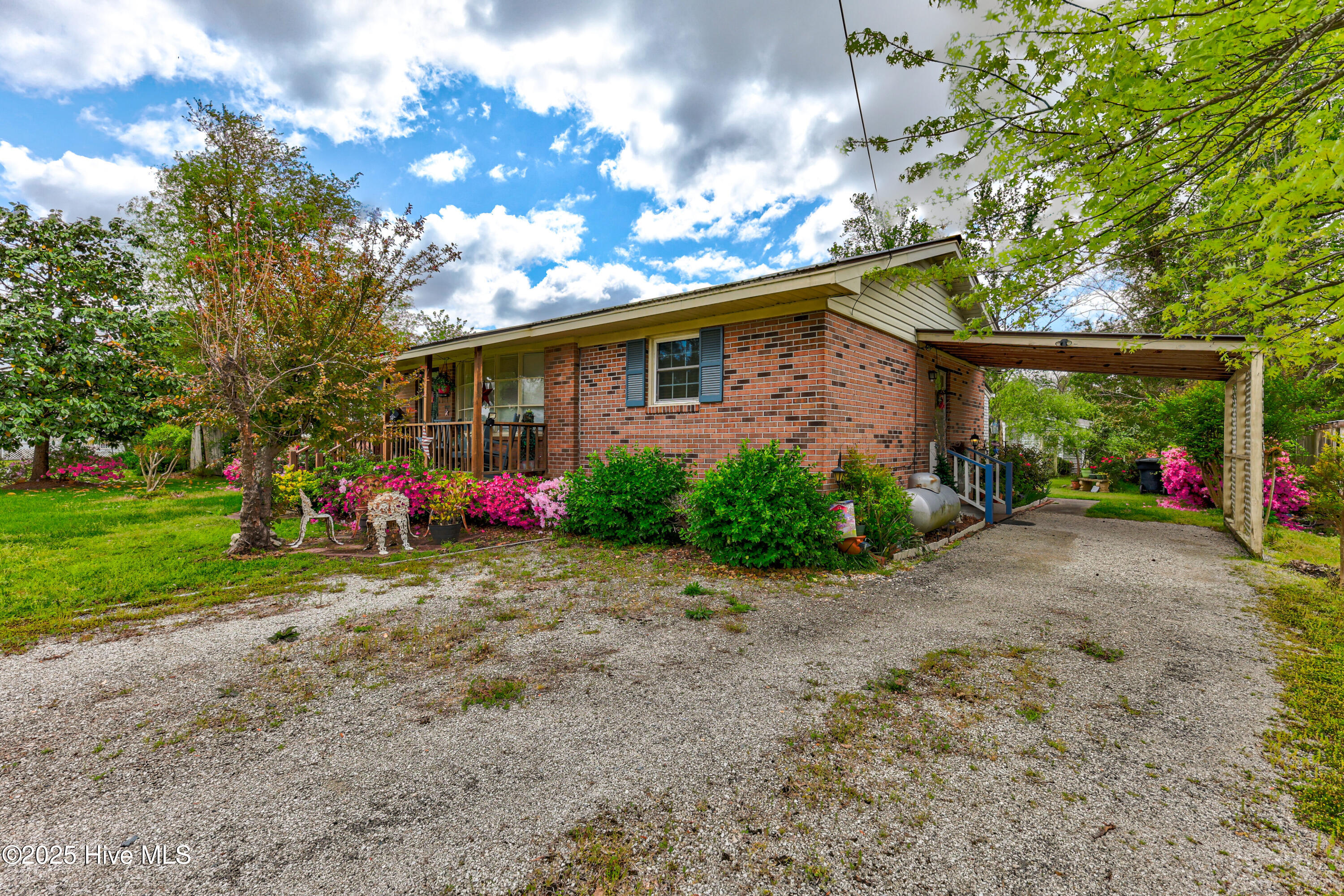 Homes for sale in Wallace, NC | 307 W Westbrook St, Wallace, NC 28466 | MLS# 100546791
