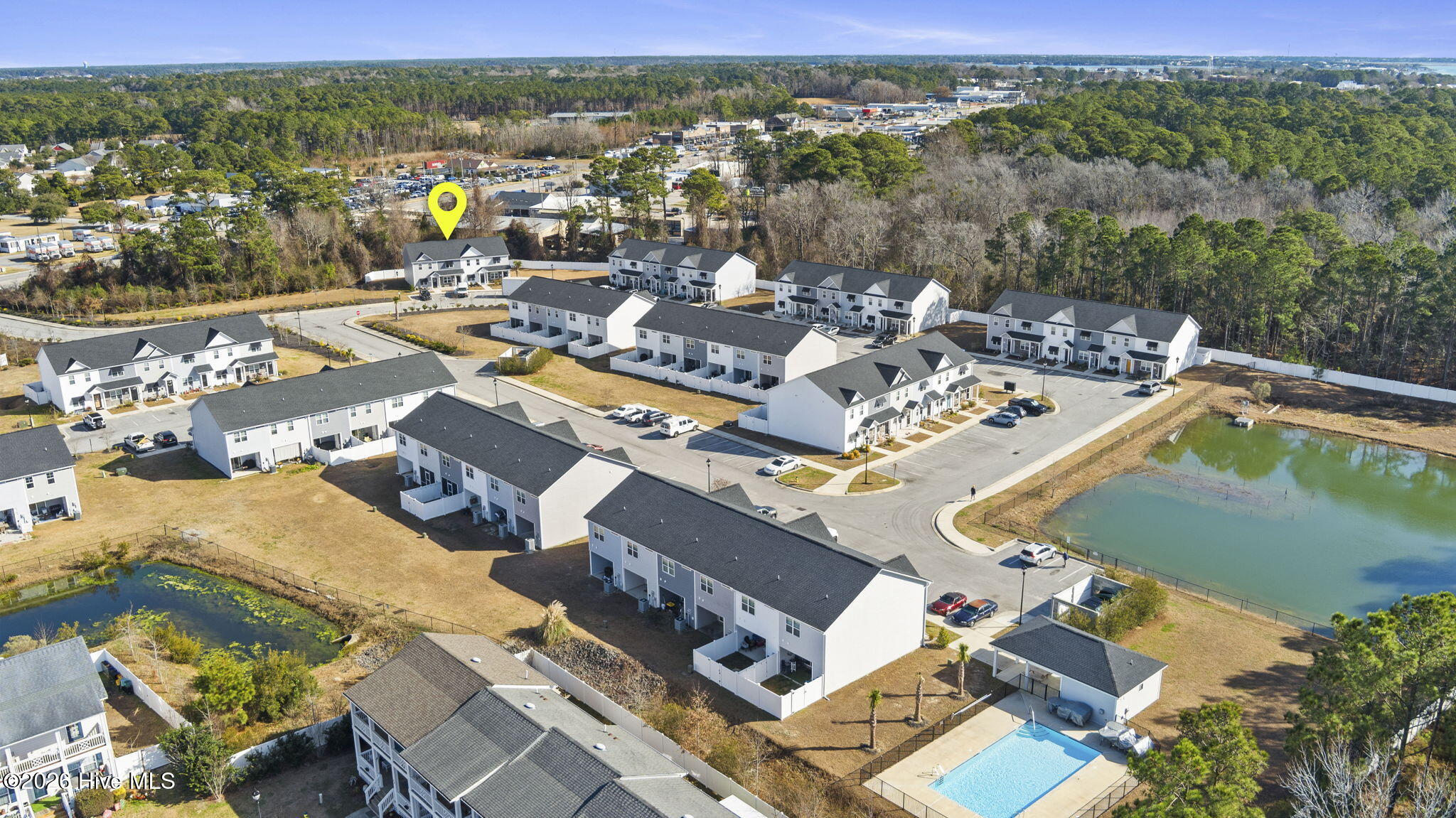 100547697 | Photo 43