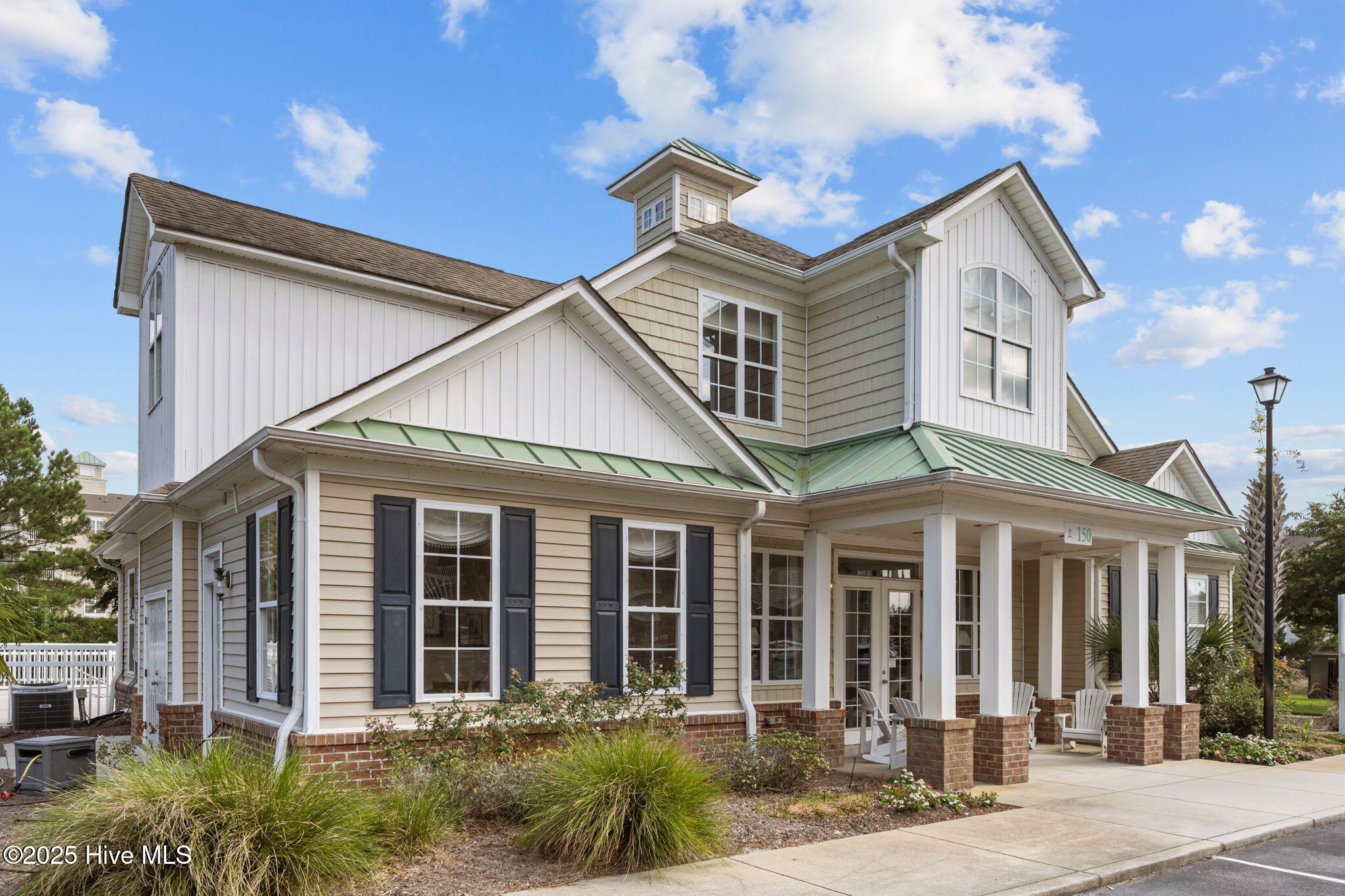 100506684 | Photo 39