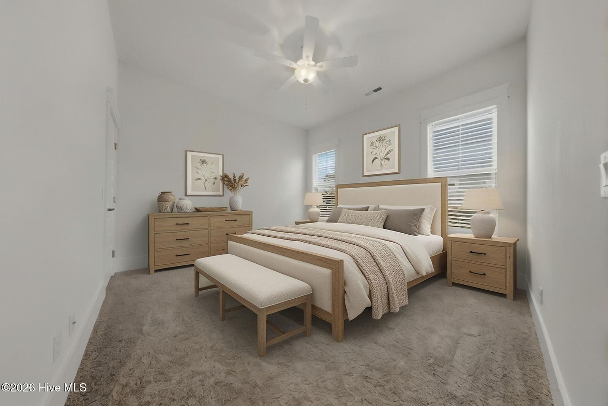 100562967 | Photo 37