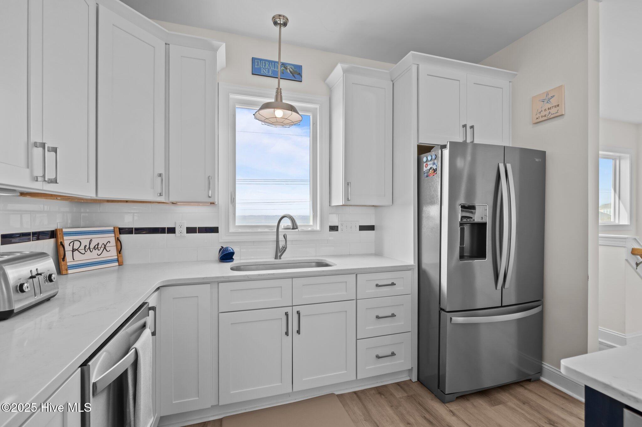 100509194 | Photo 50