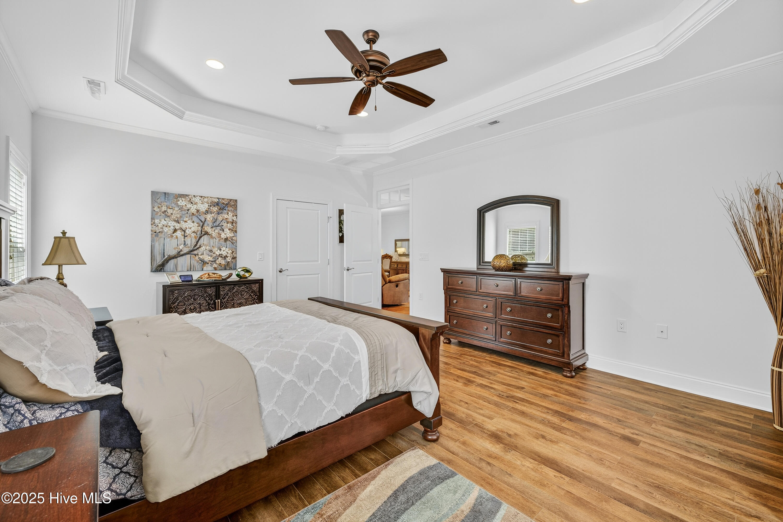 100535228 | Photo 12