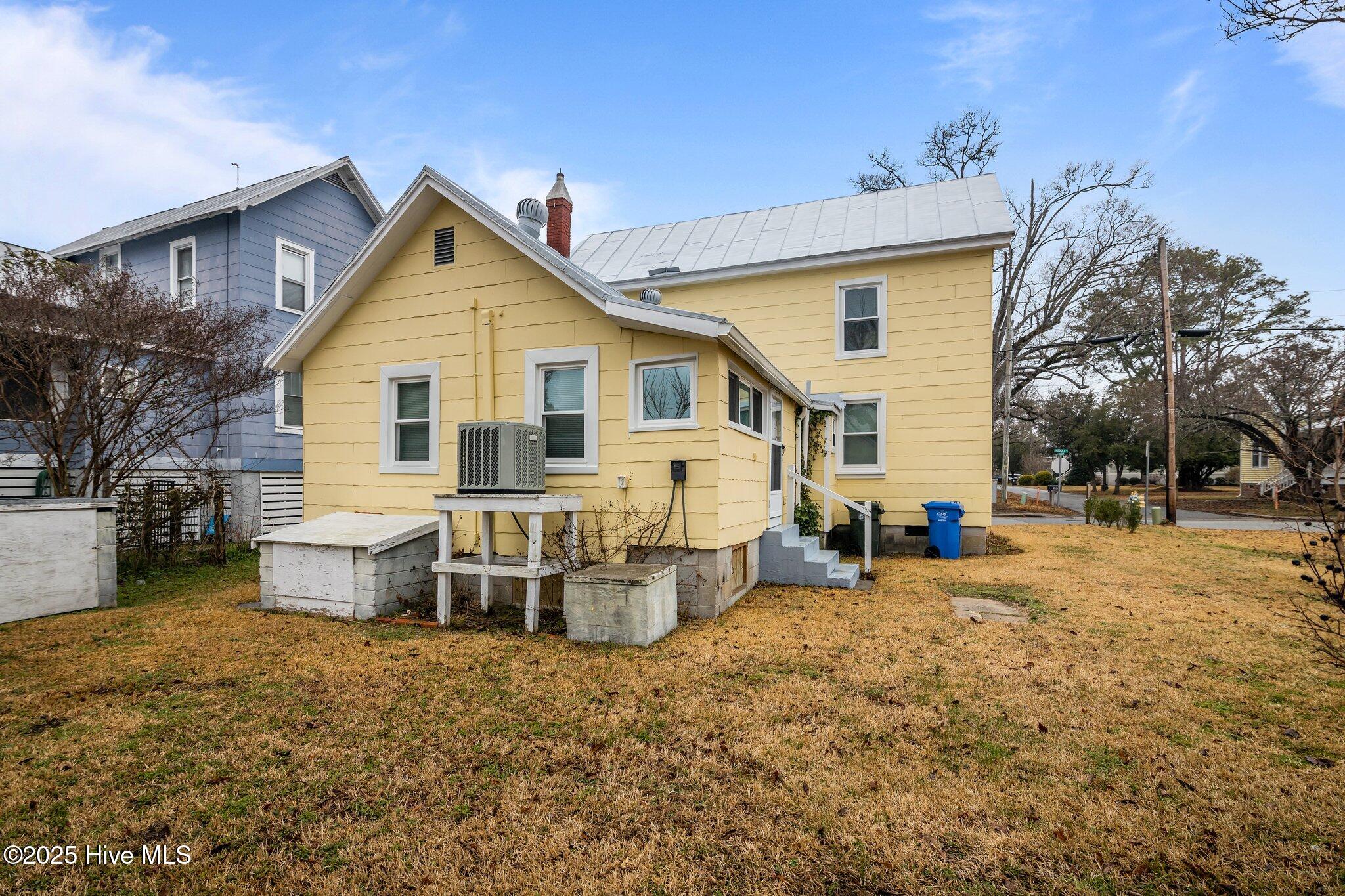503 Hodges Street,Oriental
