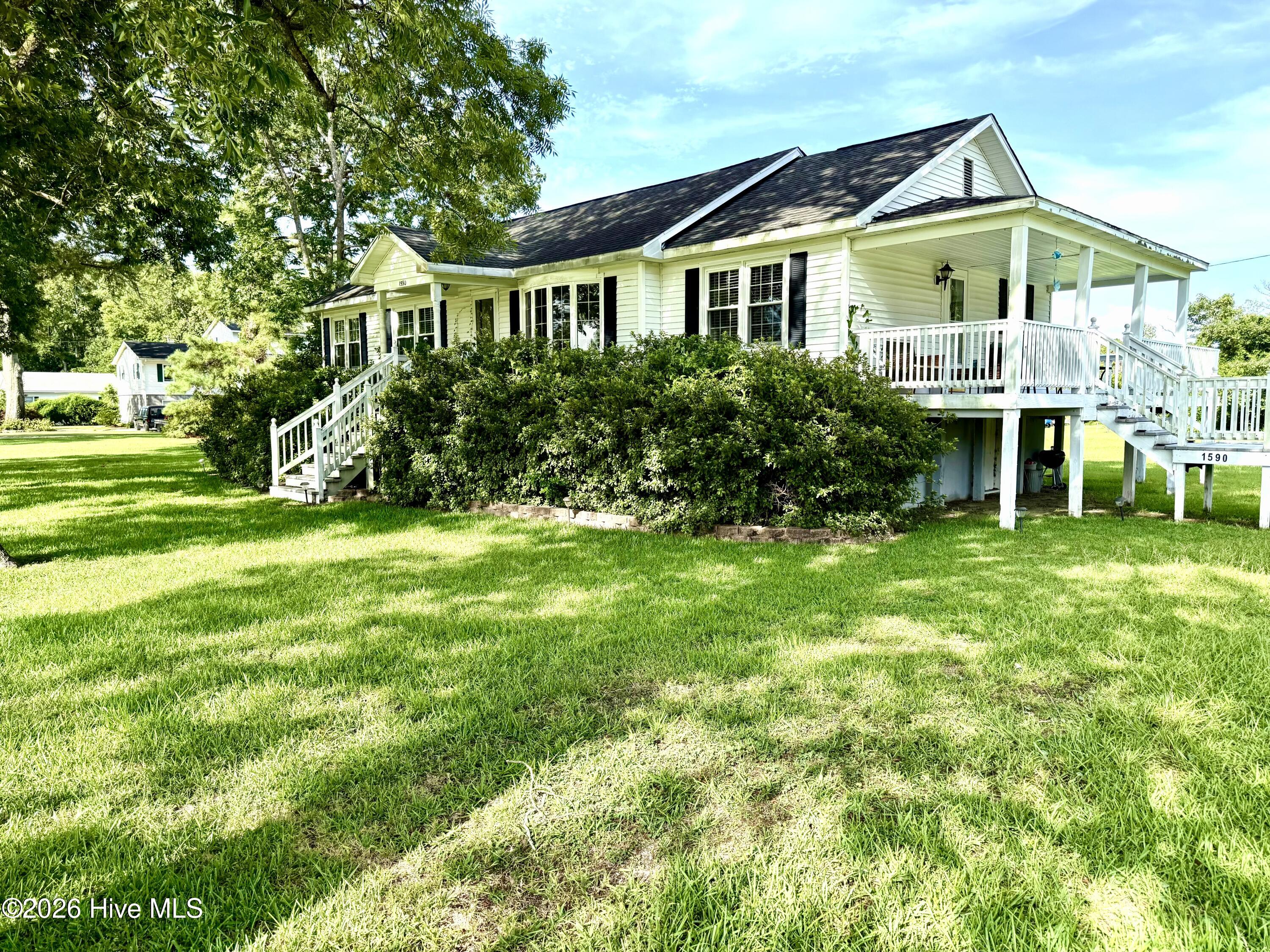 1590 S River Road,Beaufort