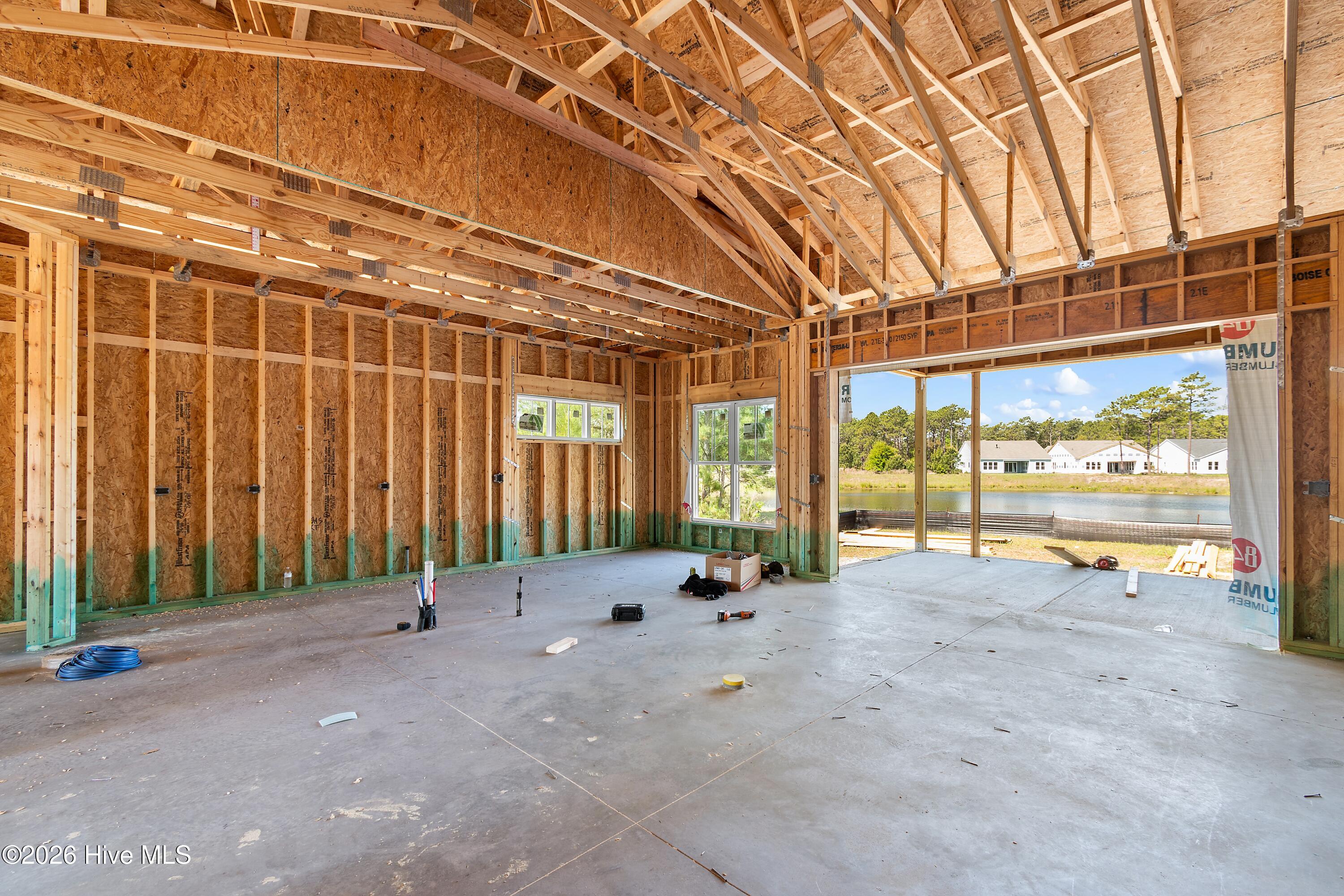 100555339 | Photo 12