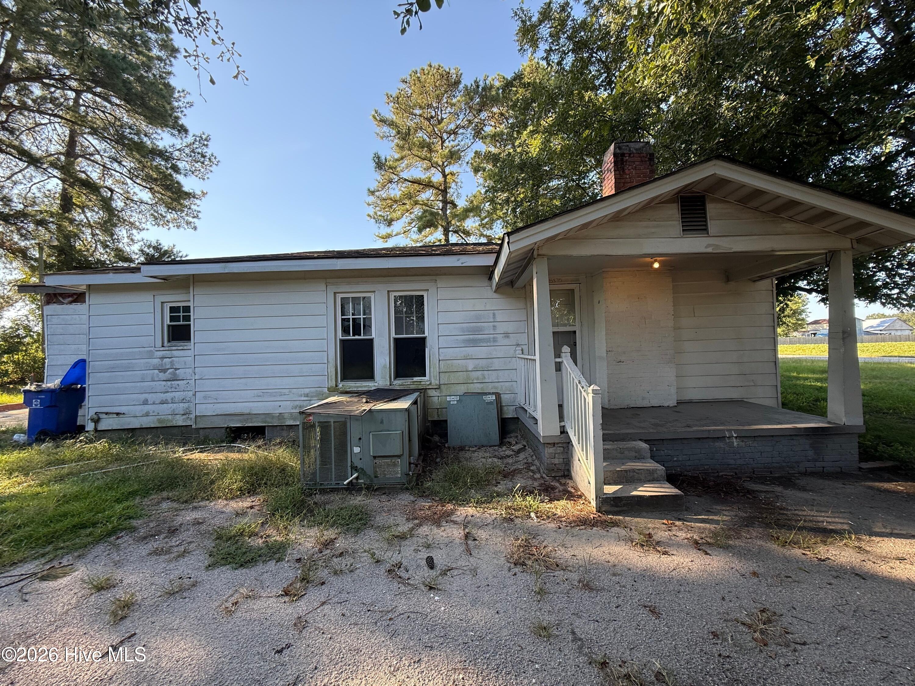 Photo 2 of Single family home for sale at 5875 Nc 581, Kenly, NC 27542 | MLS# 100603162 | Listing updated on 2026-09-14