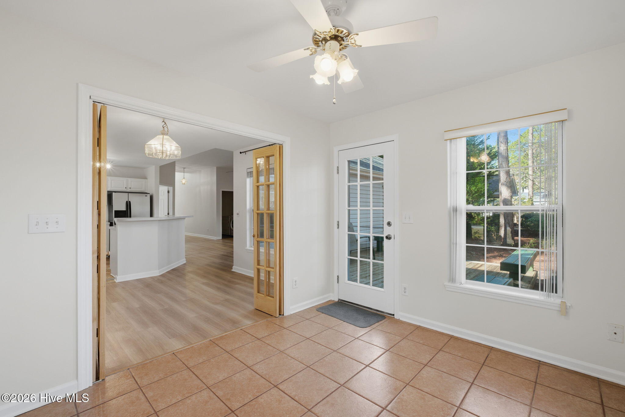 100551070 | Photo 19