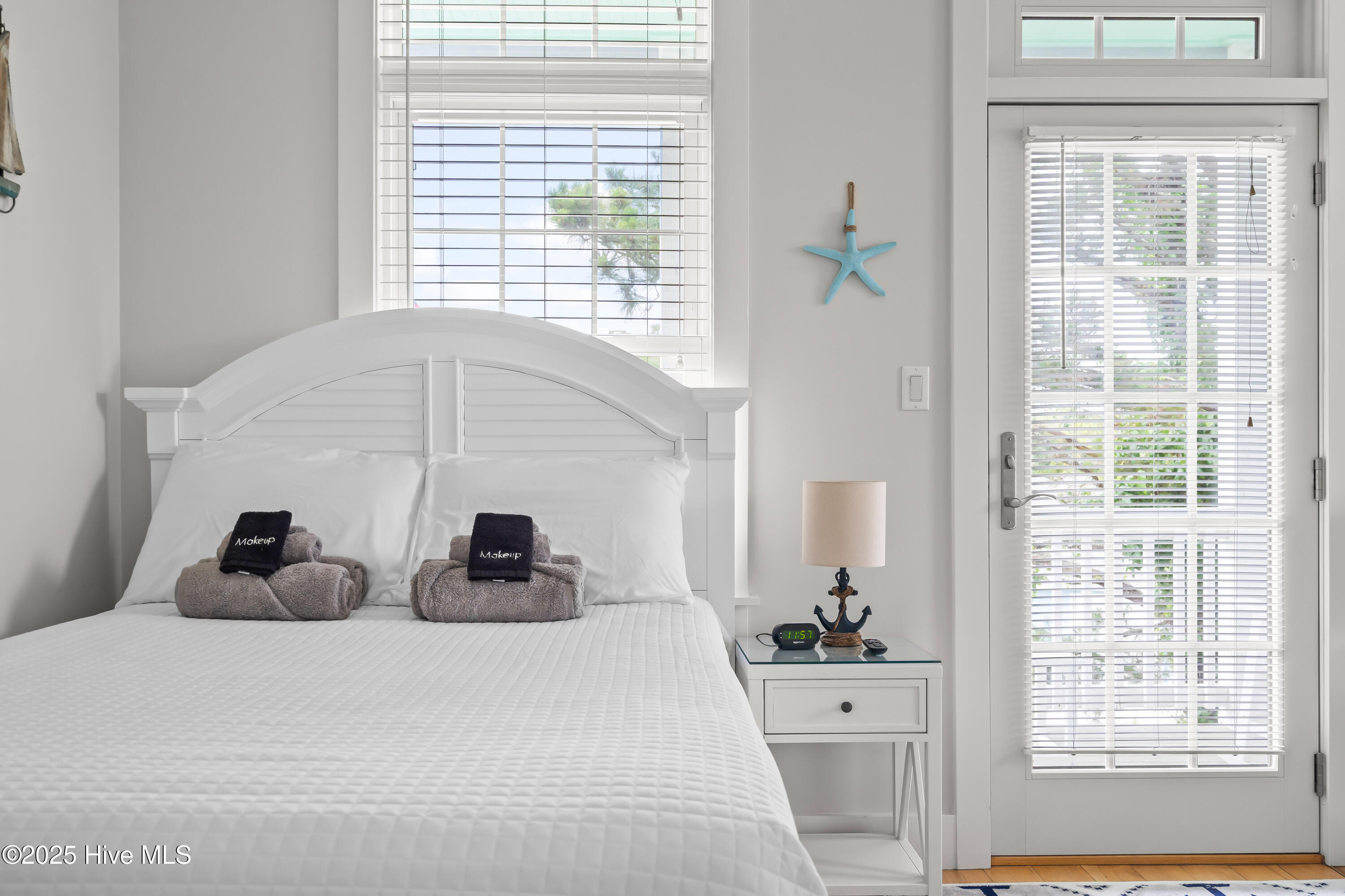 100555260 | Photo 31