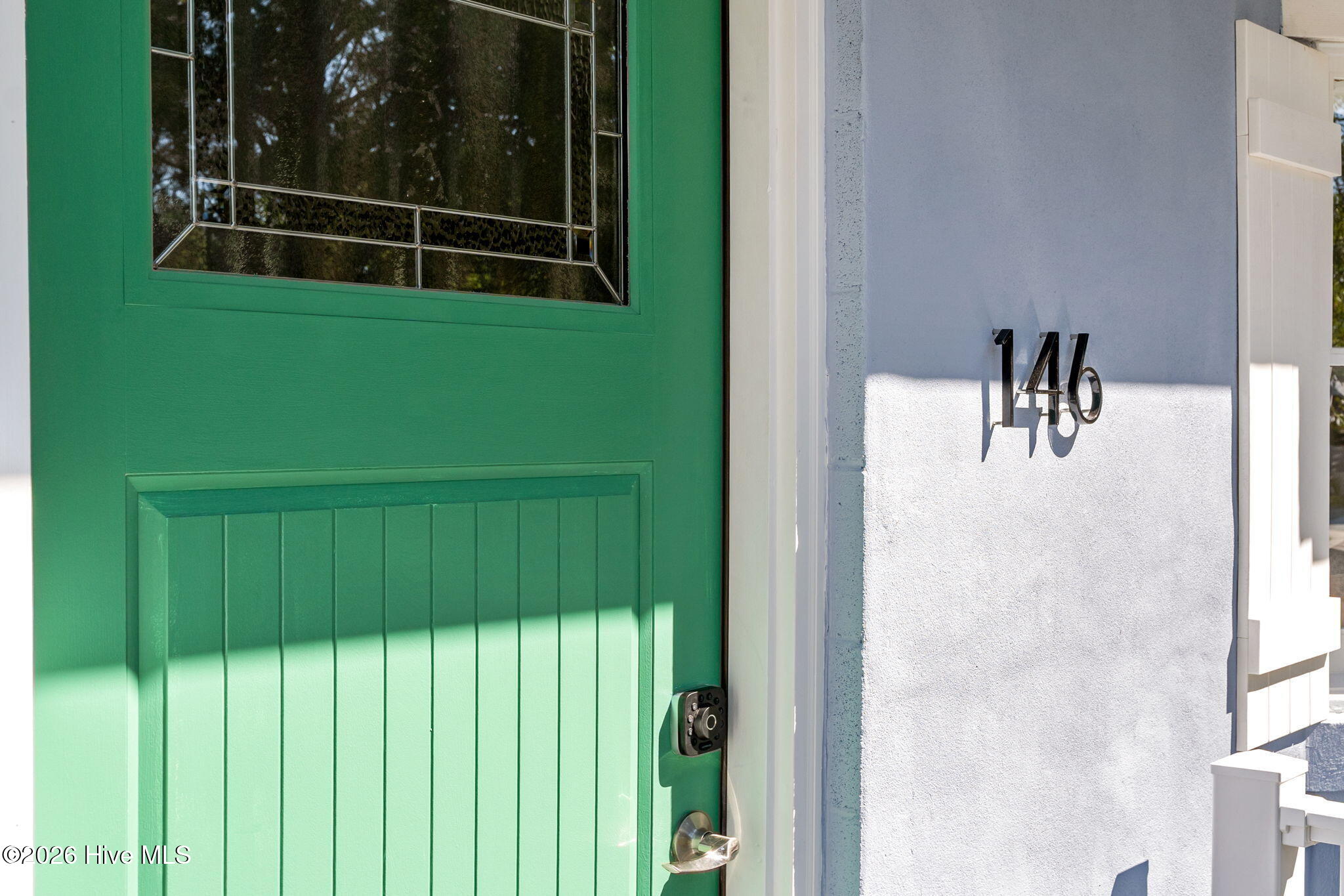 100563030 | Photo 53