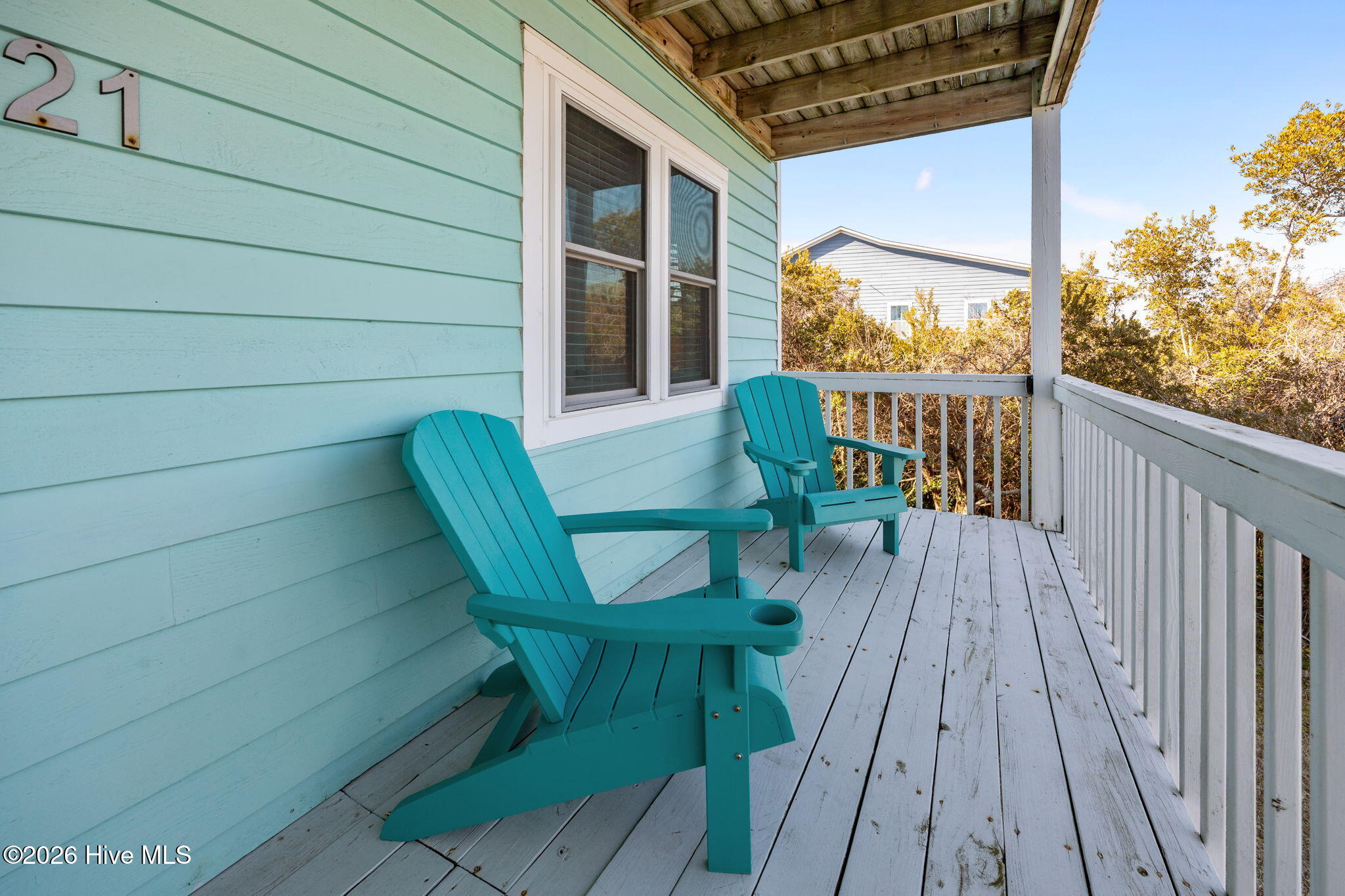 100553918 | Photo 15