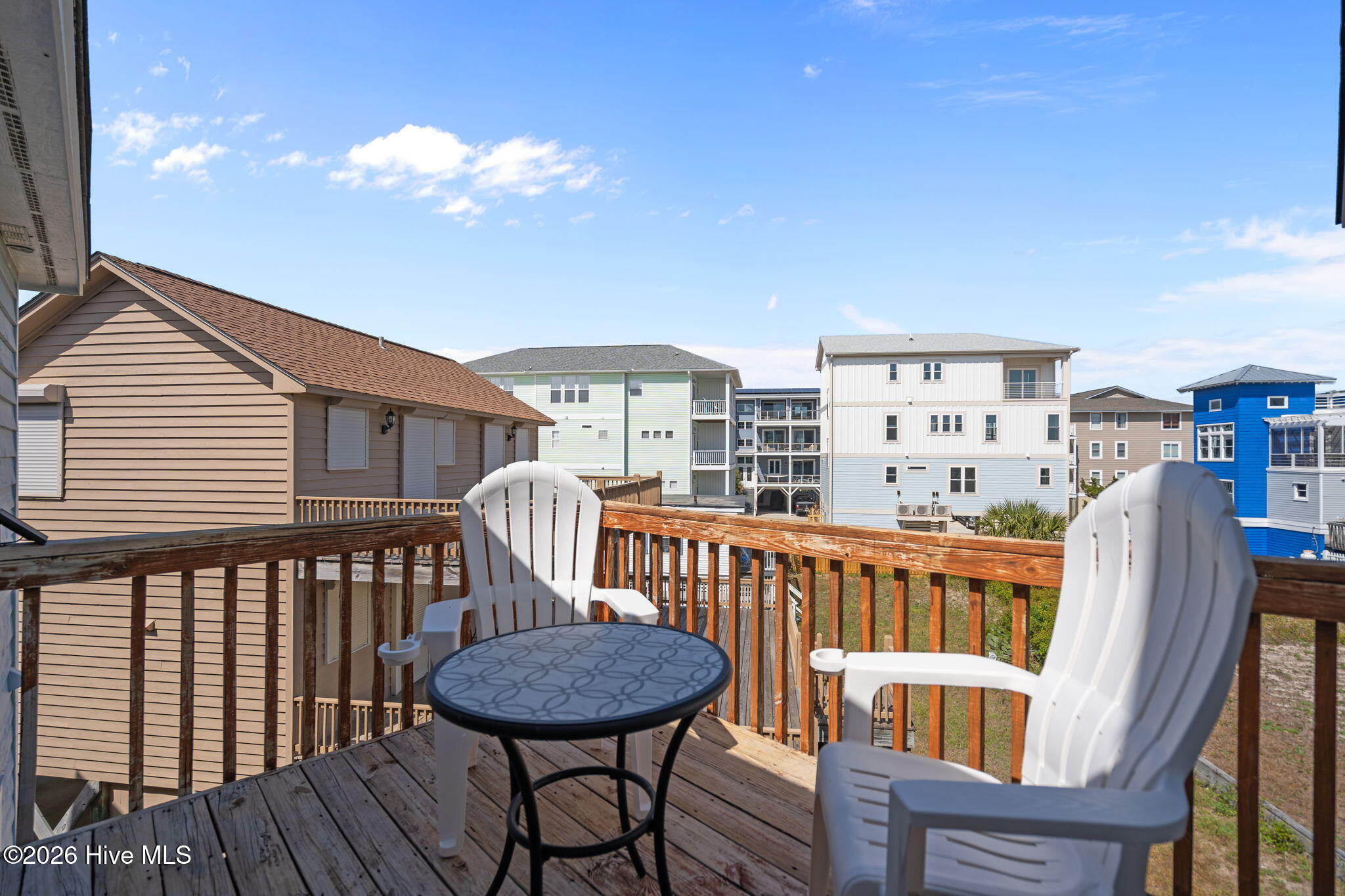 100566961 | Photo 31