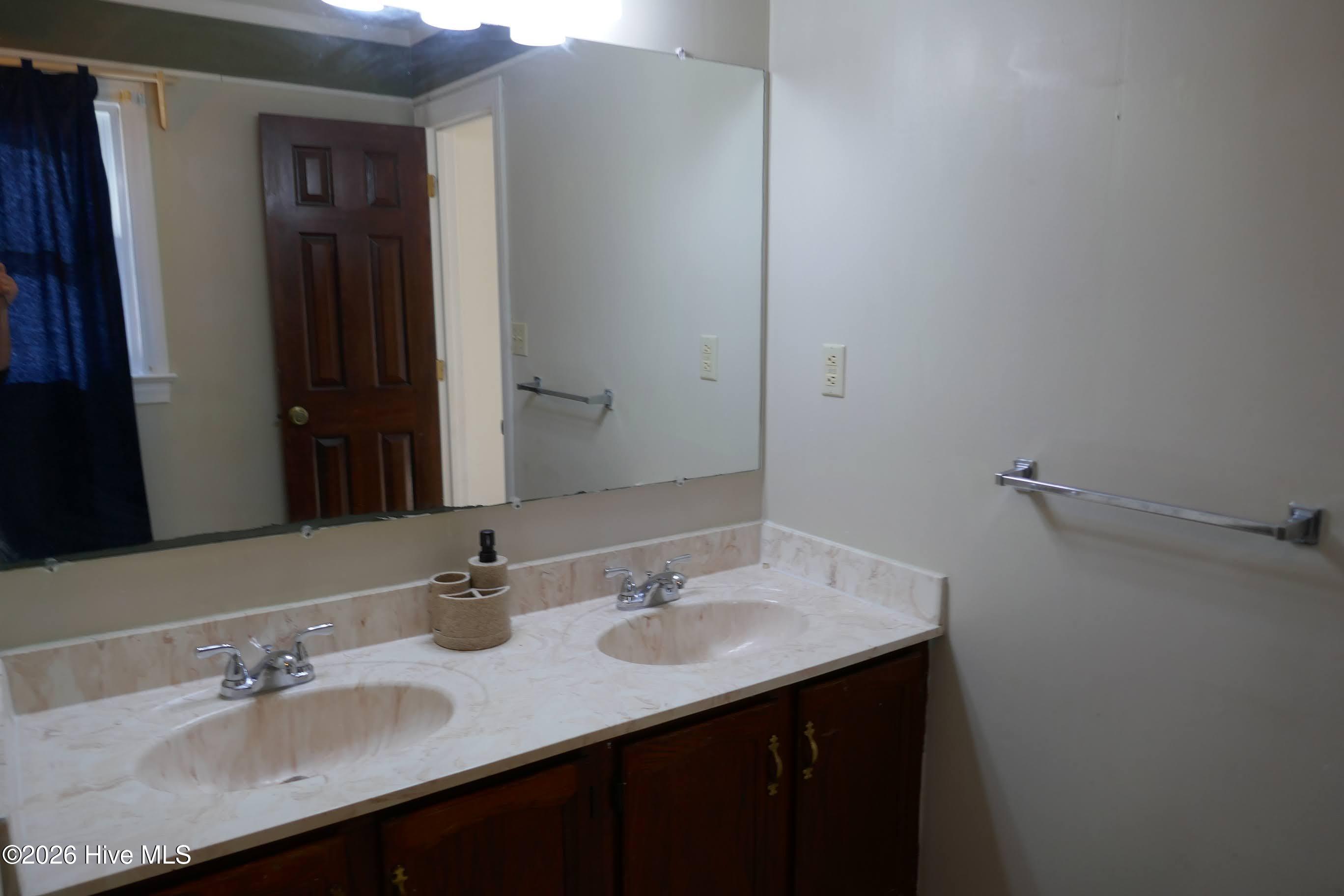 1803 Vine Street, Elizabeth City, NC, 27909