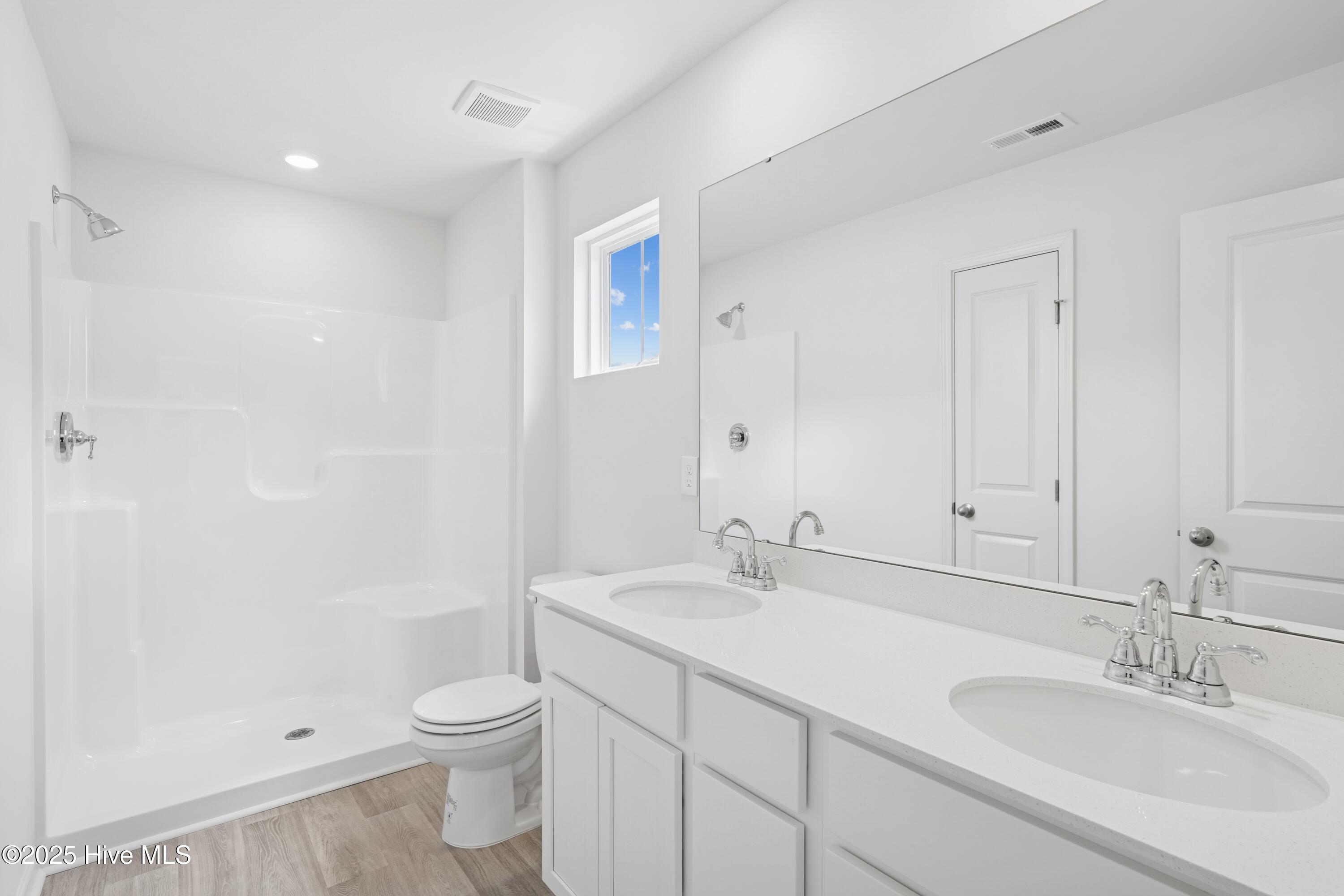 100517961 | Photo 10