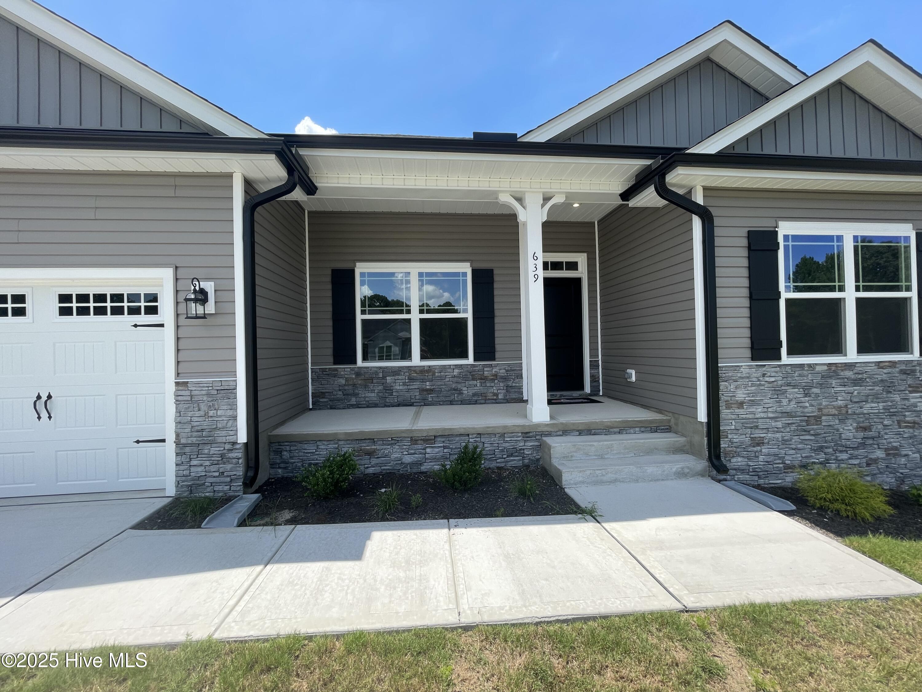 Property at 1565 Pecan Drive