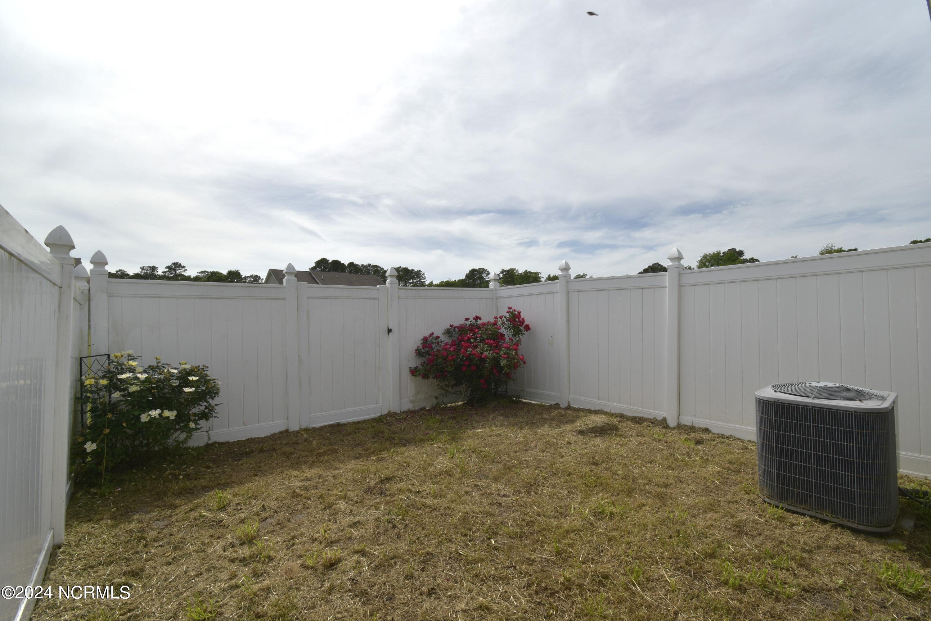 202 Lanieve Court 4,Hubert