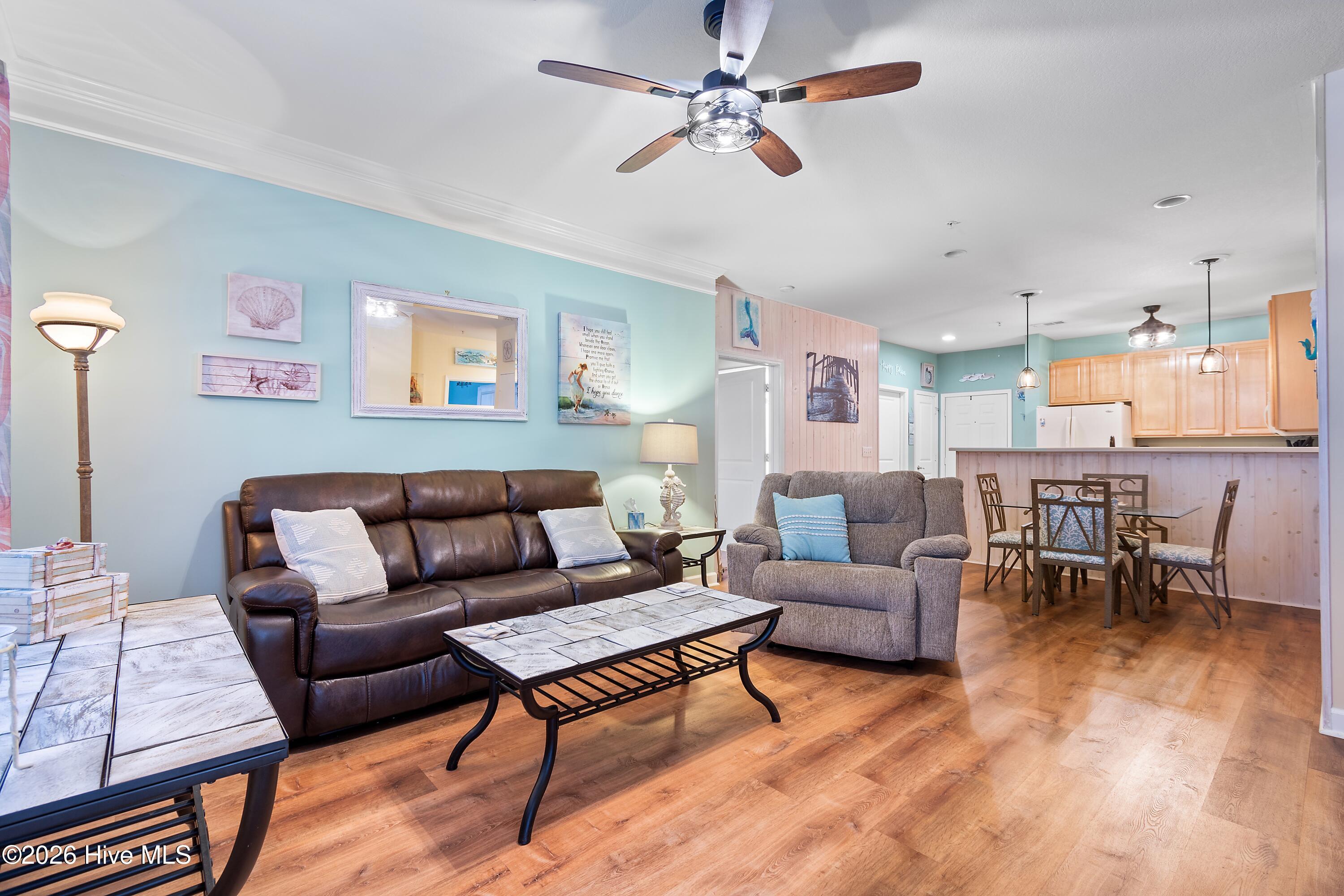 100566466 | Photo 13